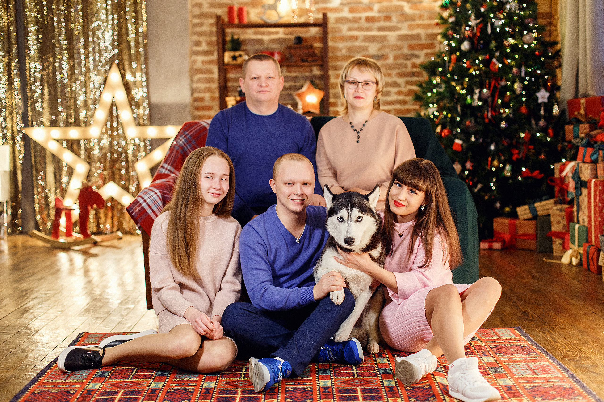 Фотосессия большой семьи из нескольких поколений. Семейный фотограф Ульяна Вдовкина г. Екатеринбург