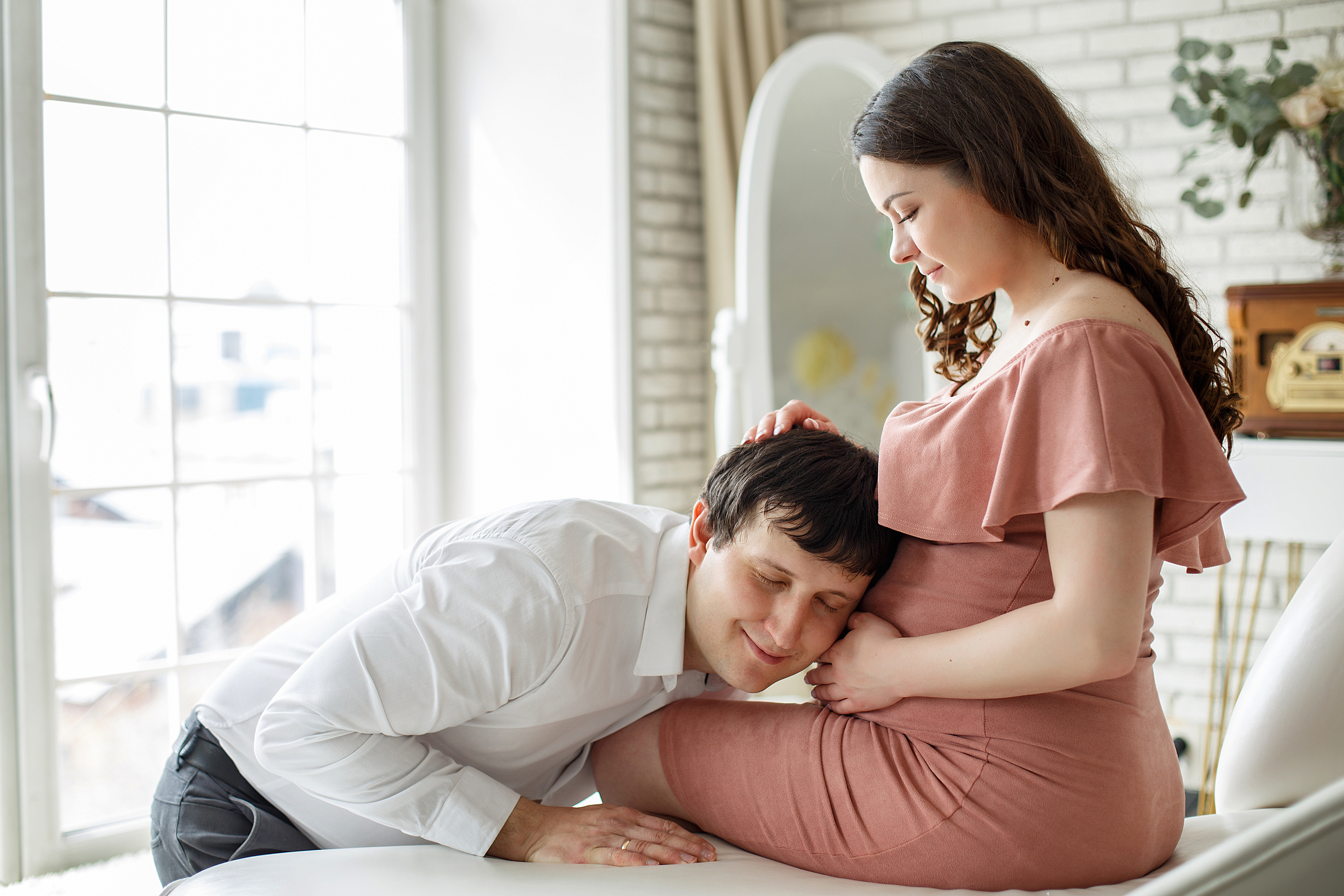 Беременная фотосессия для будущих родителей в Екатеринбурге. Семейный фотограф Ульяна Вдовкина г. Екатеринбург