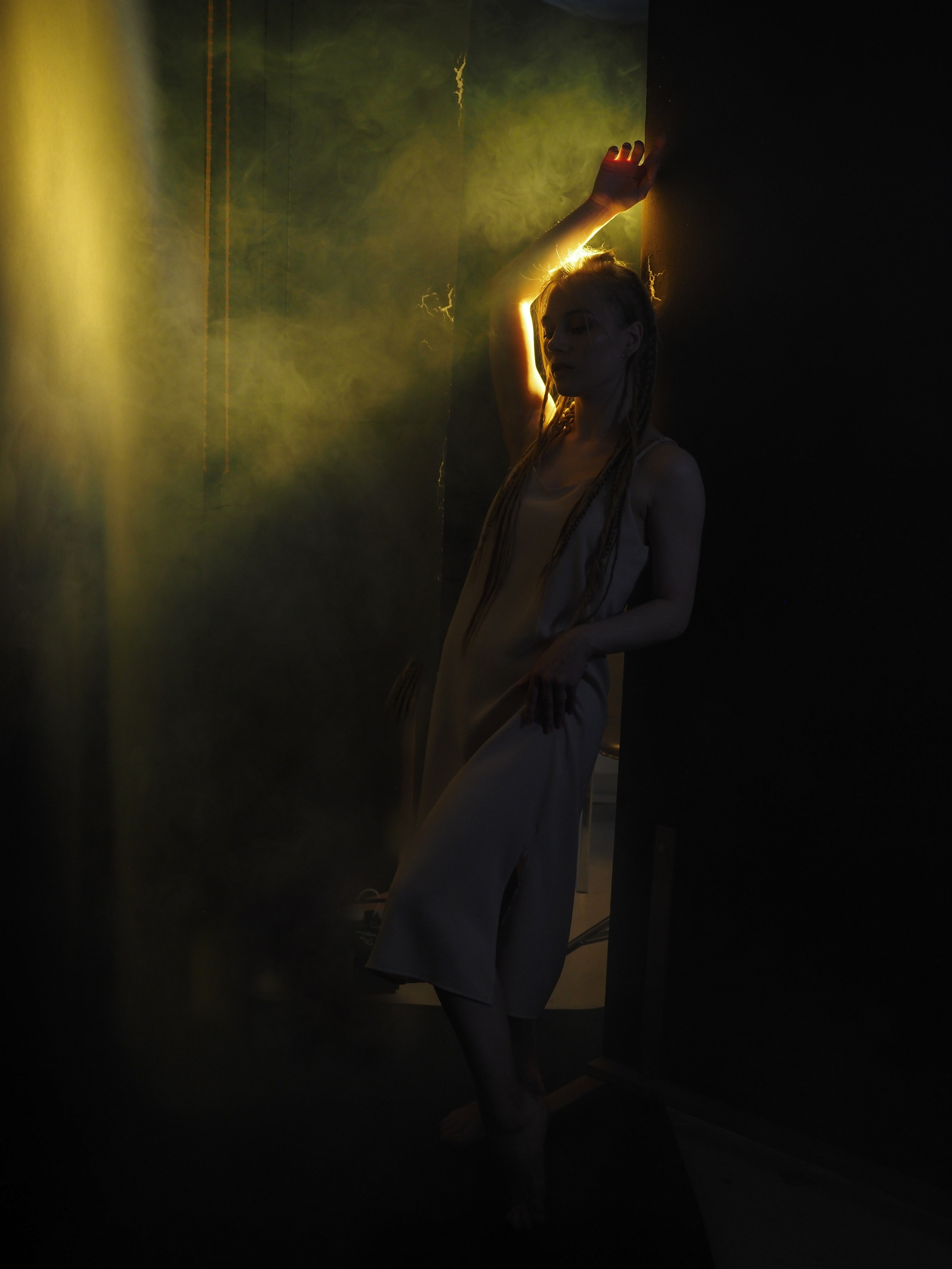 Студийный свет — дым. Фотограф Рязань. Семейный Свадебный фотограф