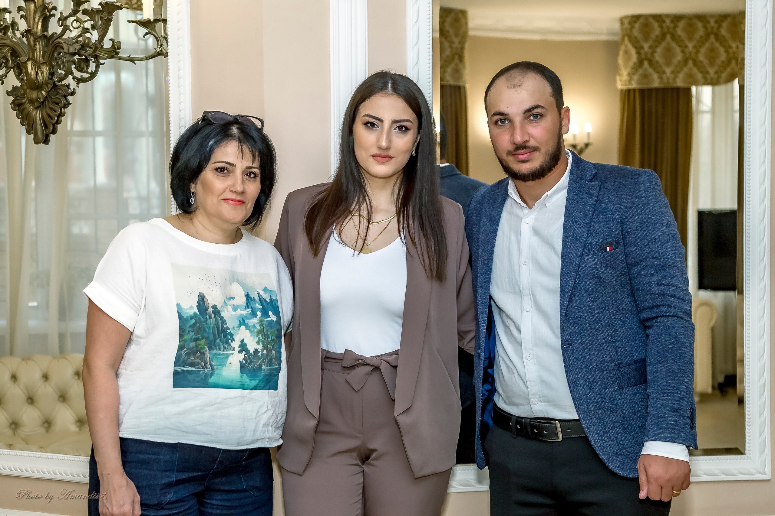 Свадьба Эдгара и Ангелины (Раменское, октябрь 2025). Репортажная съемка в Москве и области. Анималистика