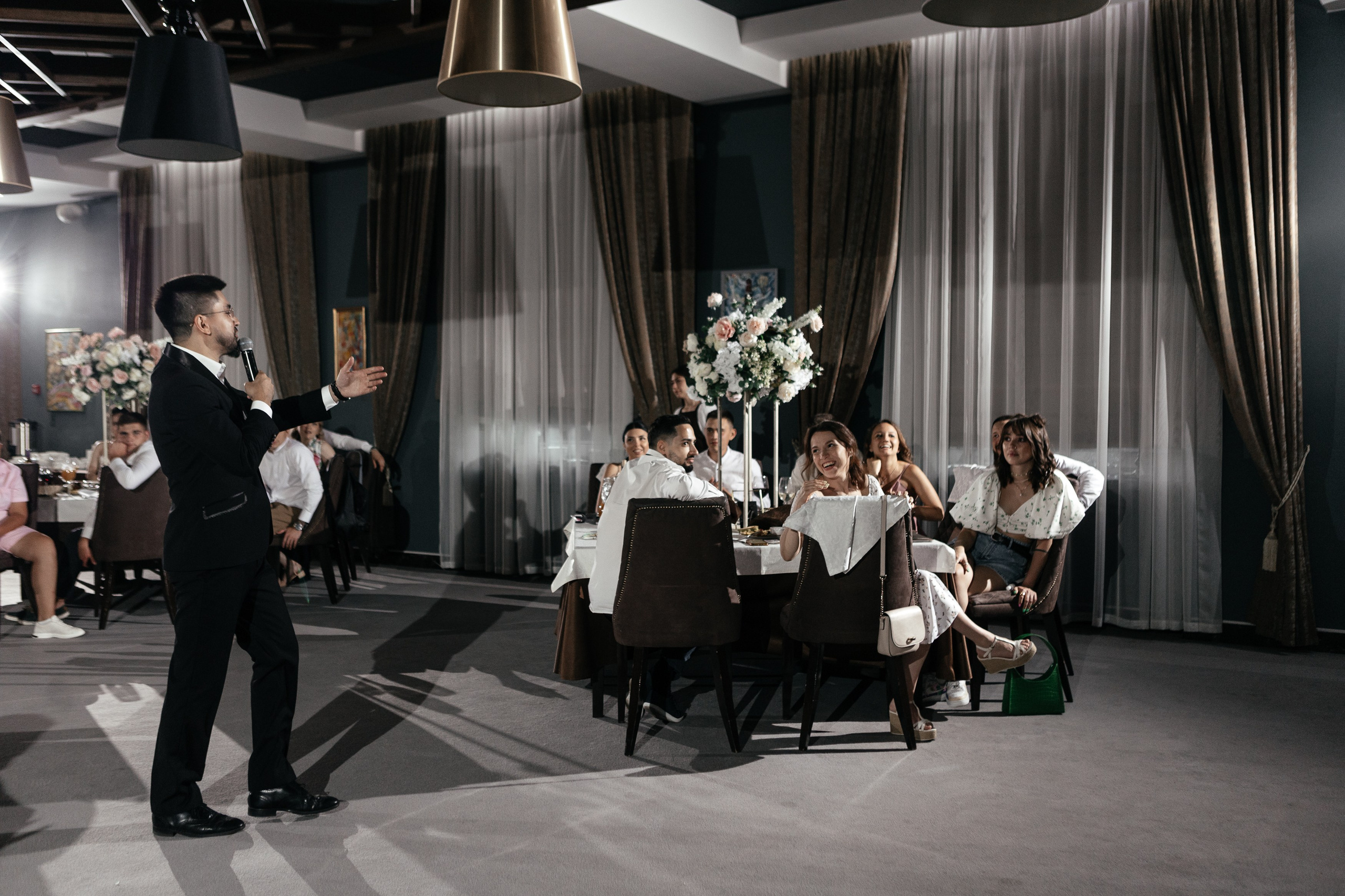 Свадебный фотограф Уфа — Руслан ГабдлисламовЖивые эмоции, красивые кадры, воспоминания на всю жизнь.Работаю по всей Республике Башкортоста. Свадебный фотограф Уфа Руслан Габдлисламов