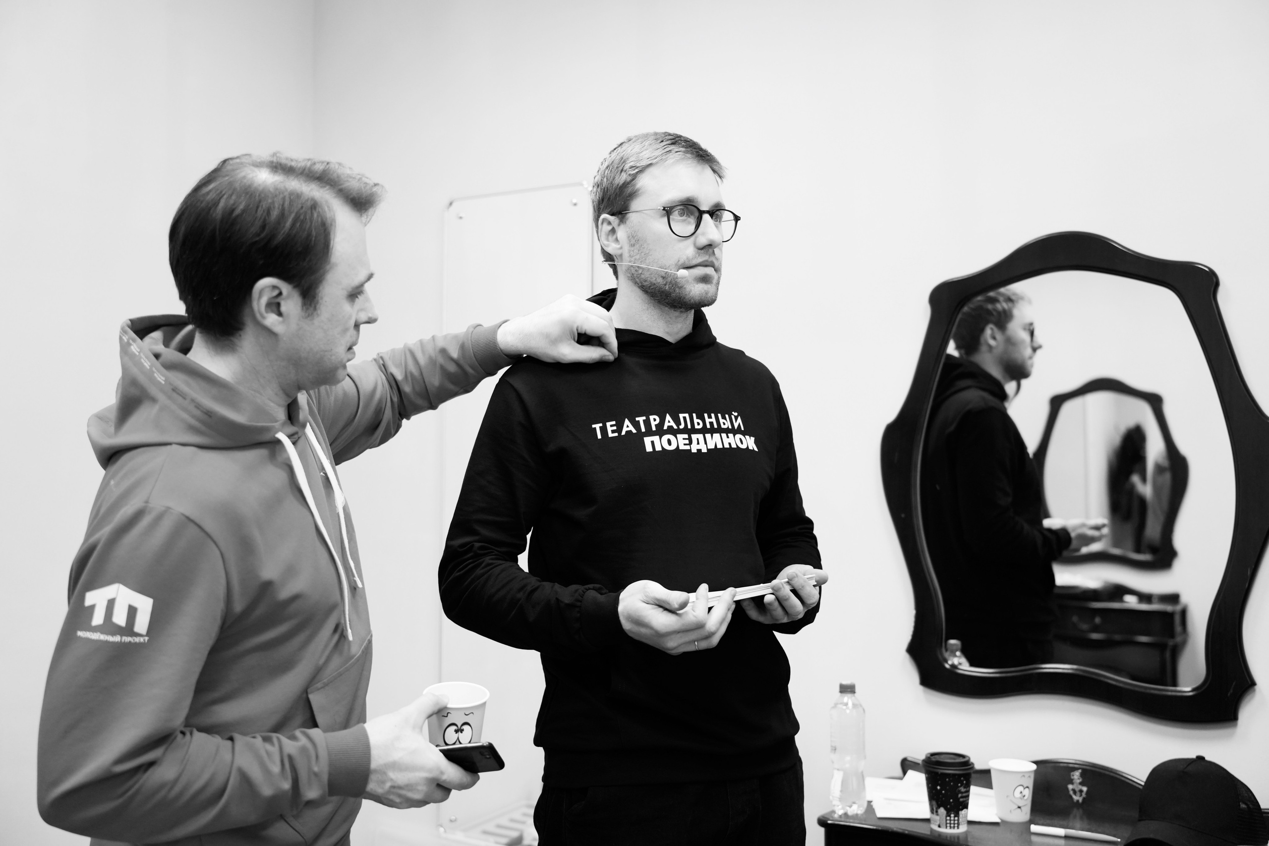 Театр. Анна Жукова — Режиссёр кино и цирка, сценарист, фотограф