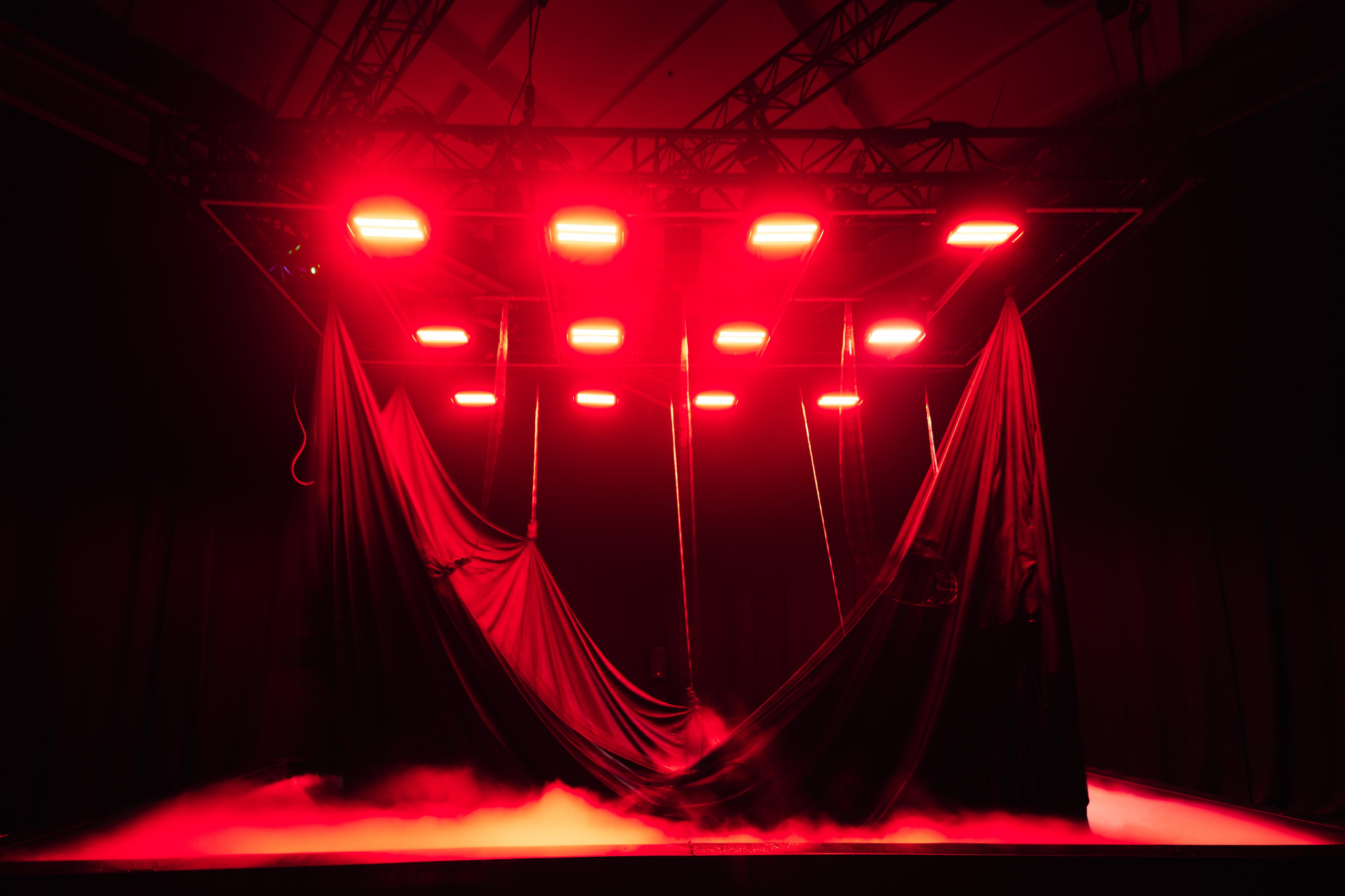 INTERVALS.EXHIBITION. @tomrus: Рустам Шагиморданов — фотограф