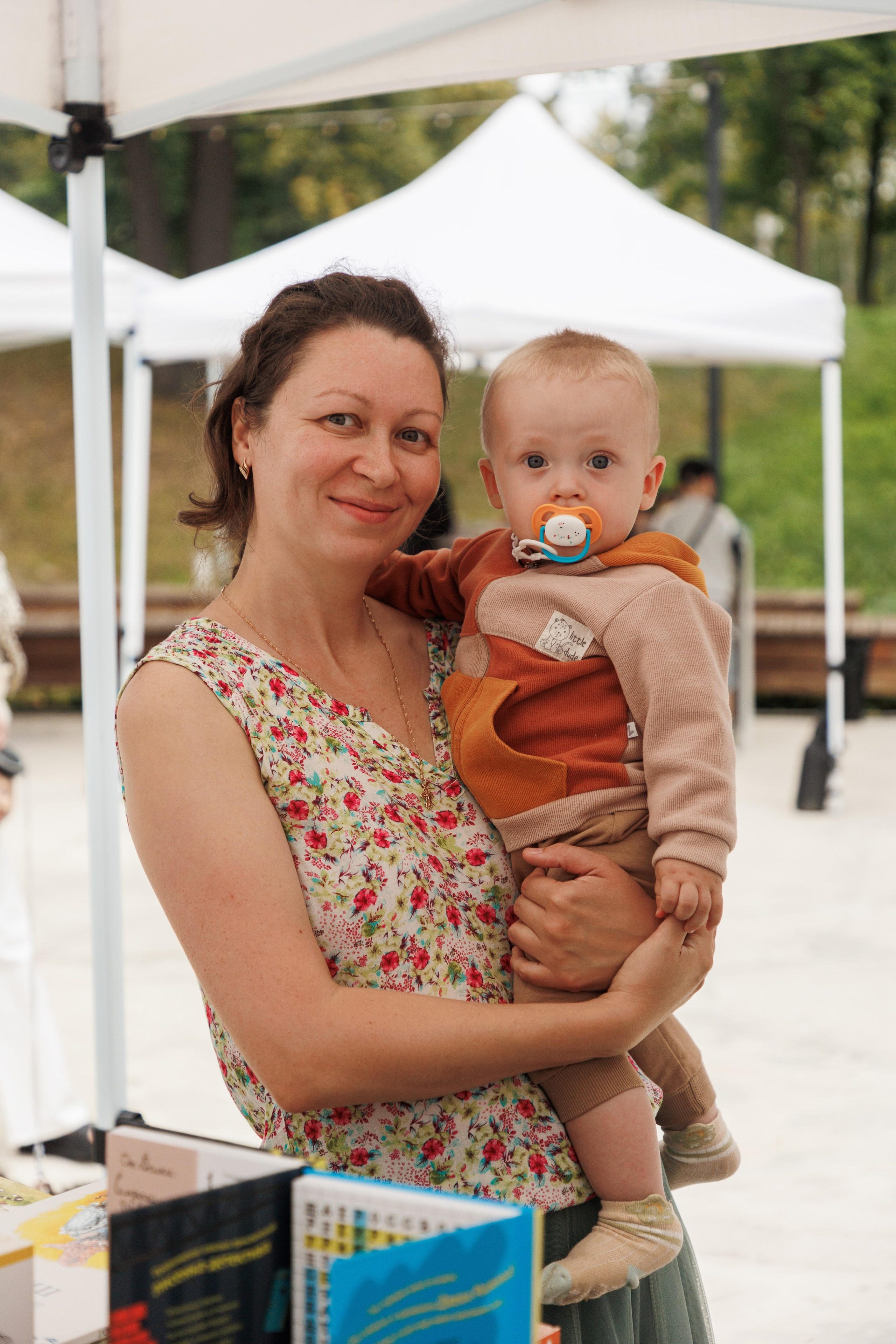 Книжный фестиваль «Смены» в Выксе 2025. Фотограф городских и семейных событий Артем Карпухин