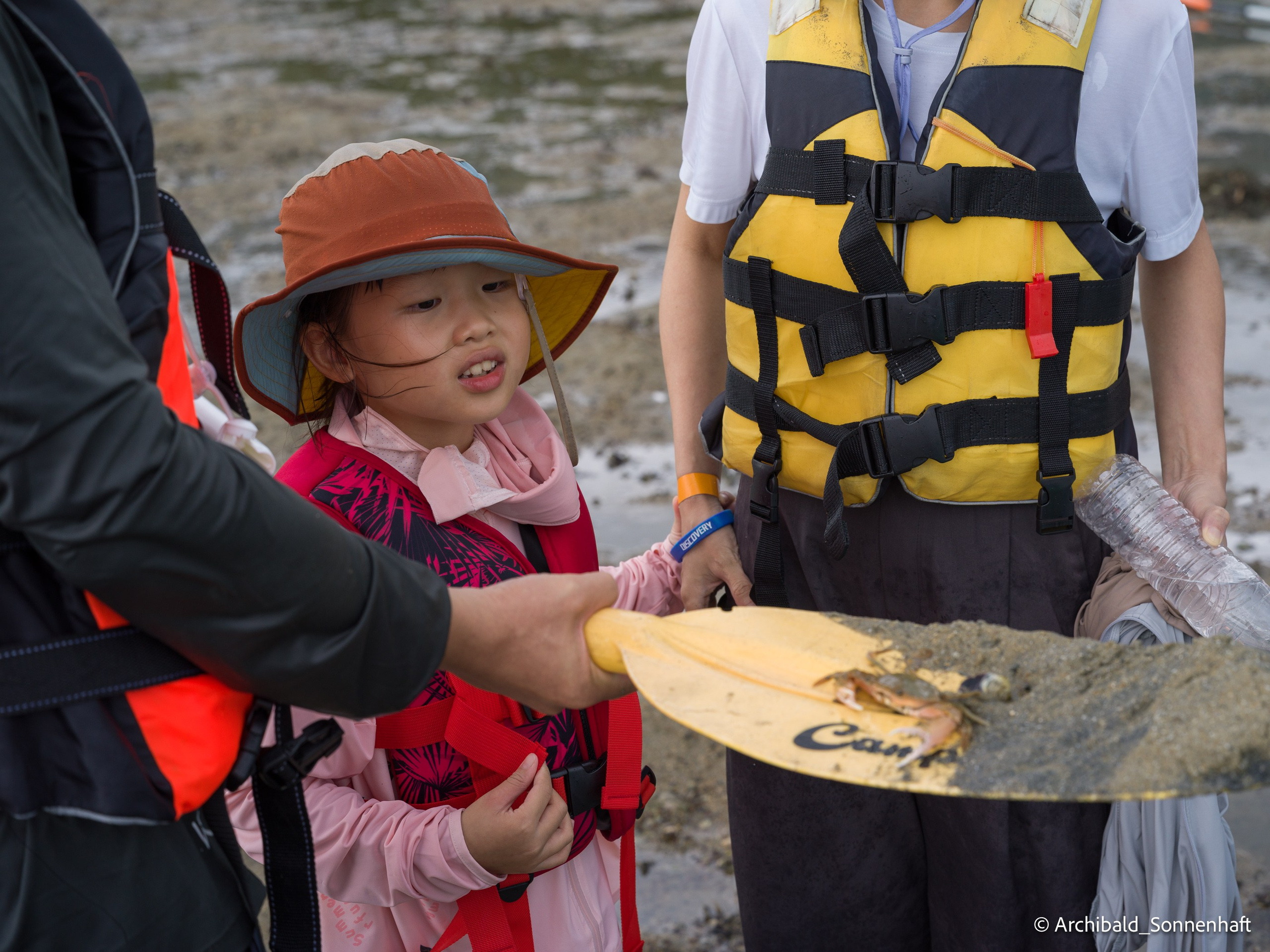 Kayaking. Photographer in Guangzhou, China. Archibald Sonnenhaft