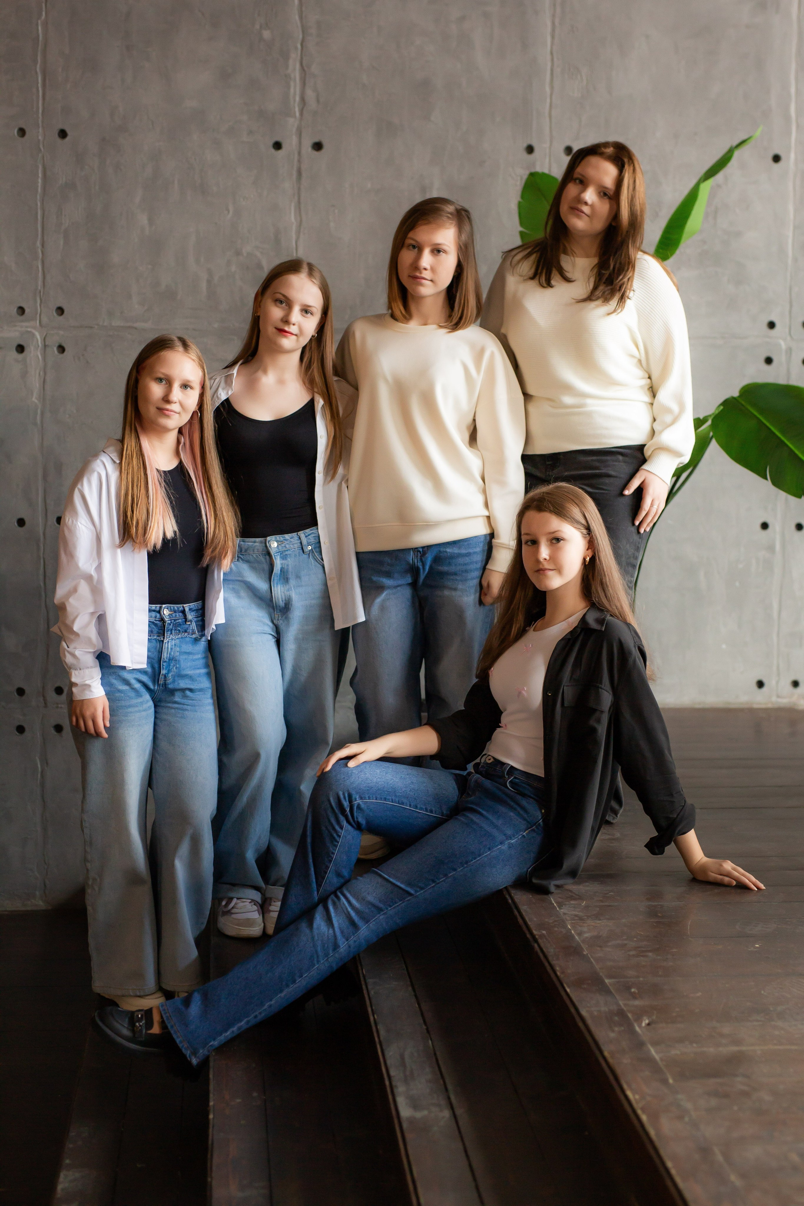 Школьникам. Антон и Татьяна Денисенко