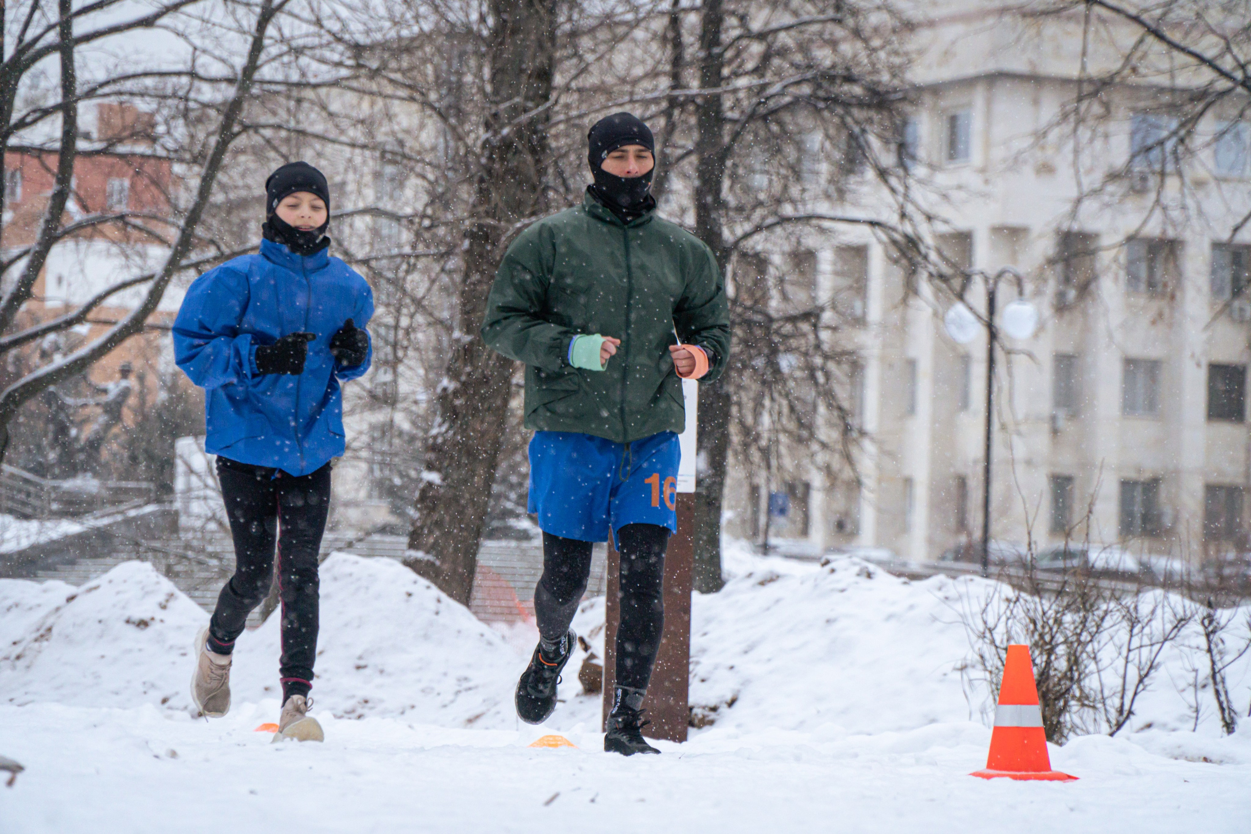 5 вёрст Наташинский 14 декабря 2024. Роман Капилюшов. Бег. Фото. Видео. г. Люберцы