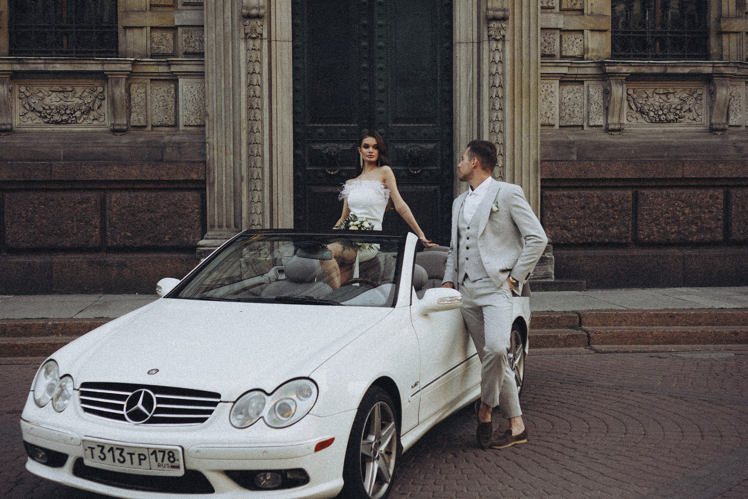 Свадебная сьемка у академии Штиглица. Профессиональный фотограф, Санкт-Петербург — Виктория Богомолова