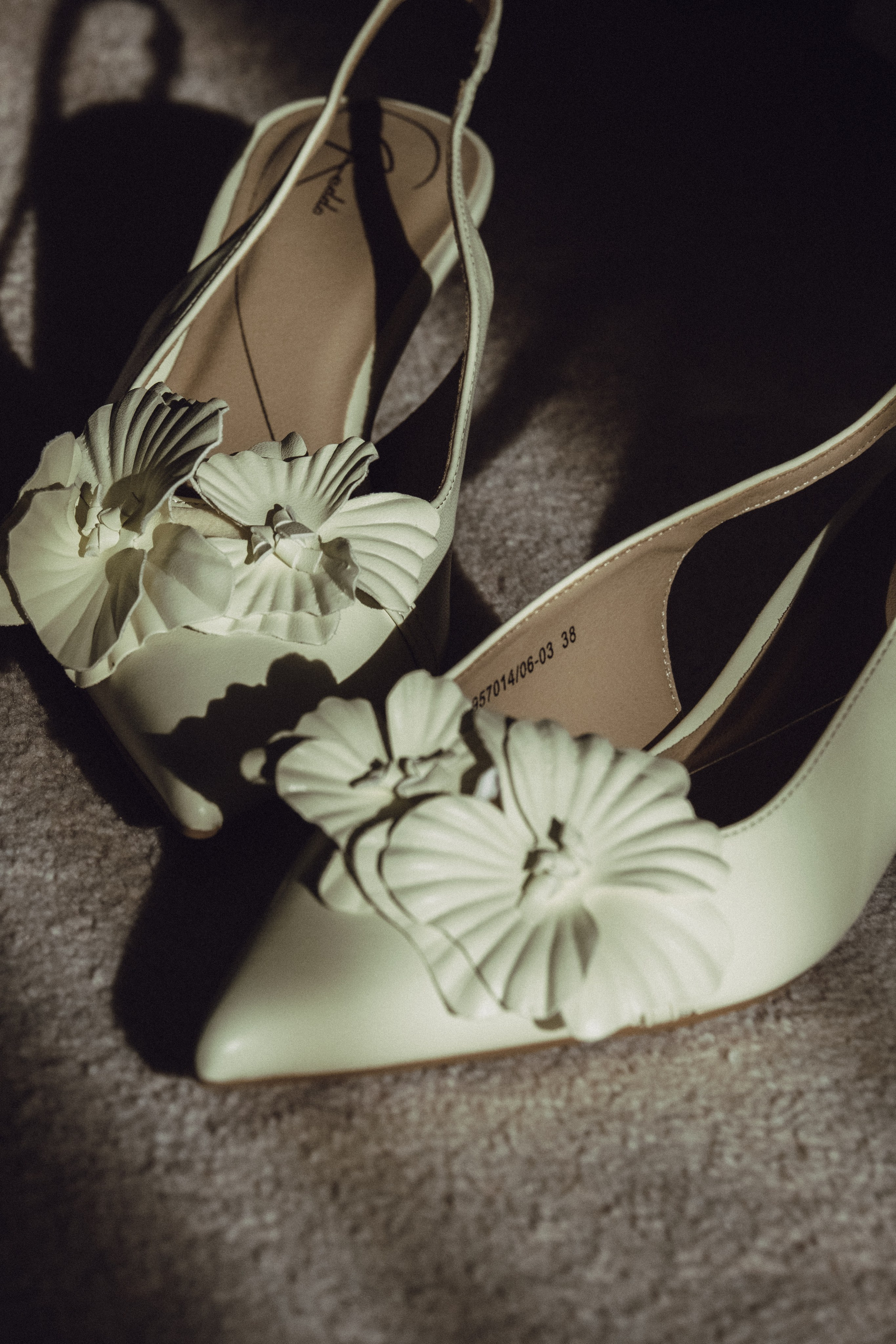 СВАДЕБНАЯ ФОТОСЕССИЯ В СЕСТРОРЕЦКЕ НА ЗАЛИВЕ ДЛЯ ВЛЮБЛЕННОЙ ПАРЫ СТИЛЬНАЯ СВАДЕБНАЯ СЬЕМКА. Профессиональный фотограф, Санкт-Петербург — Виктория Богомолова