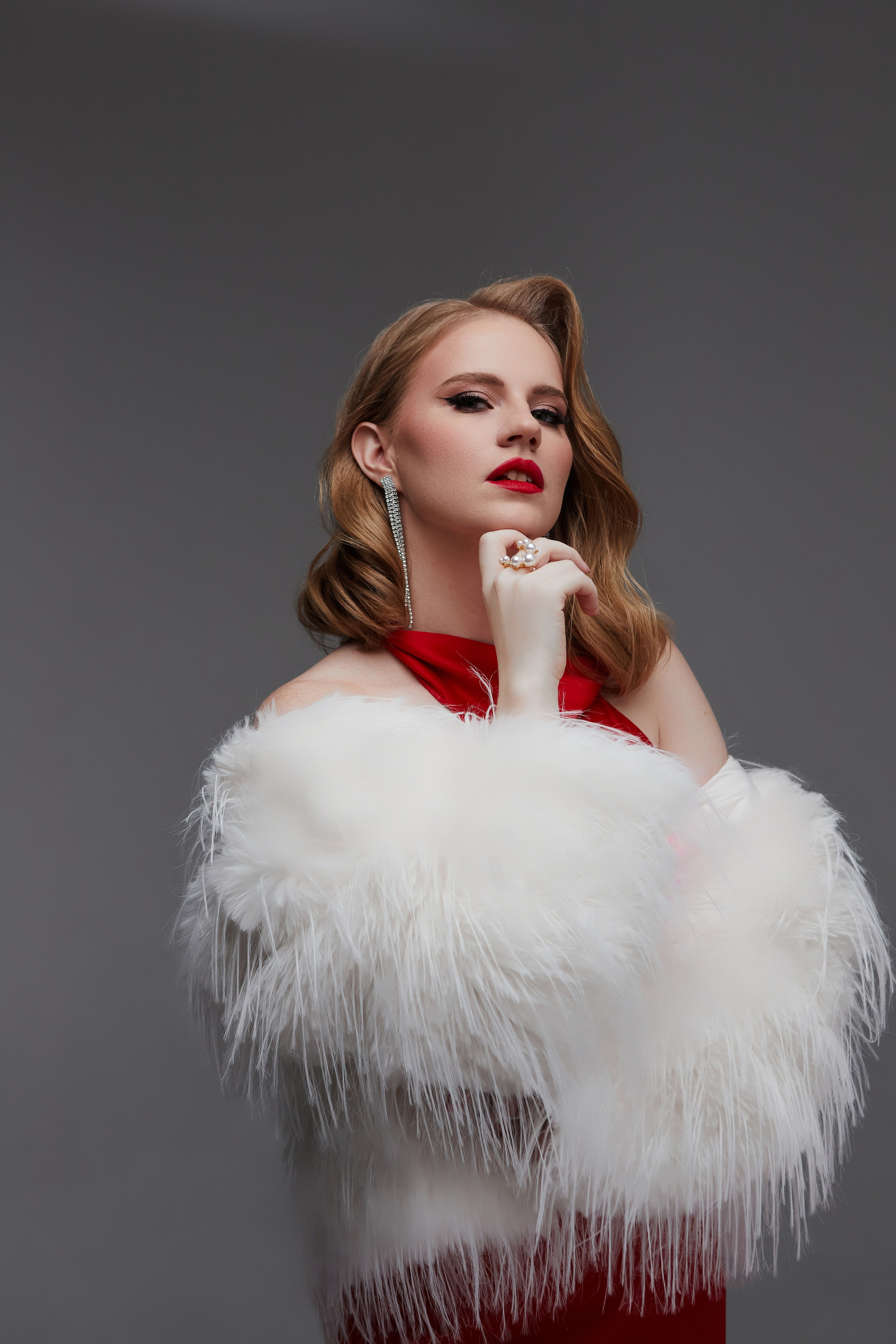 Алена рэд. Свадебный и семейный фотограф в Сочи-Красной поляне Ларионова Анна