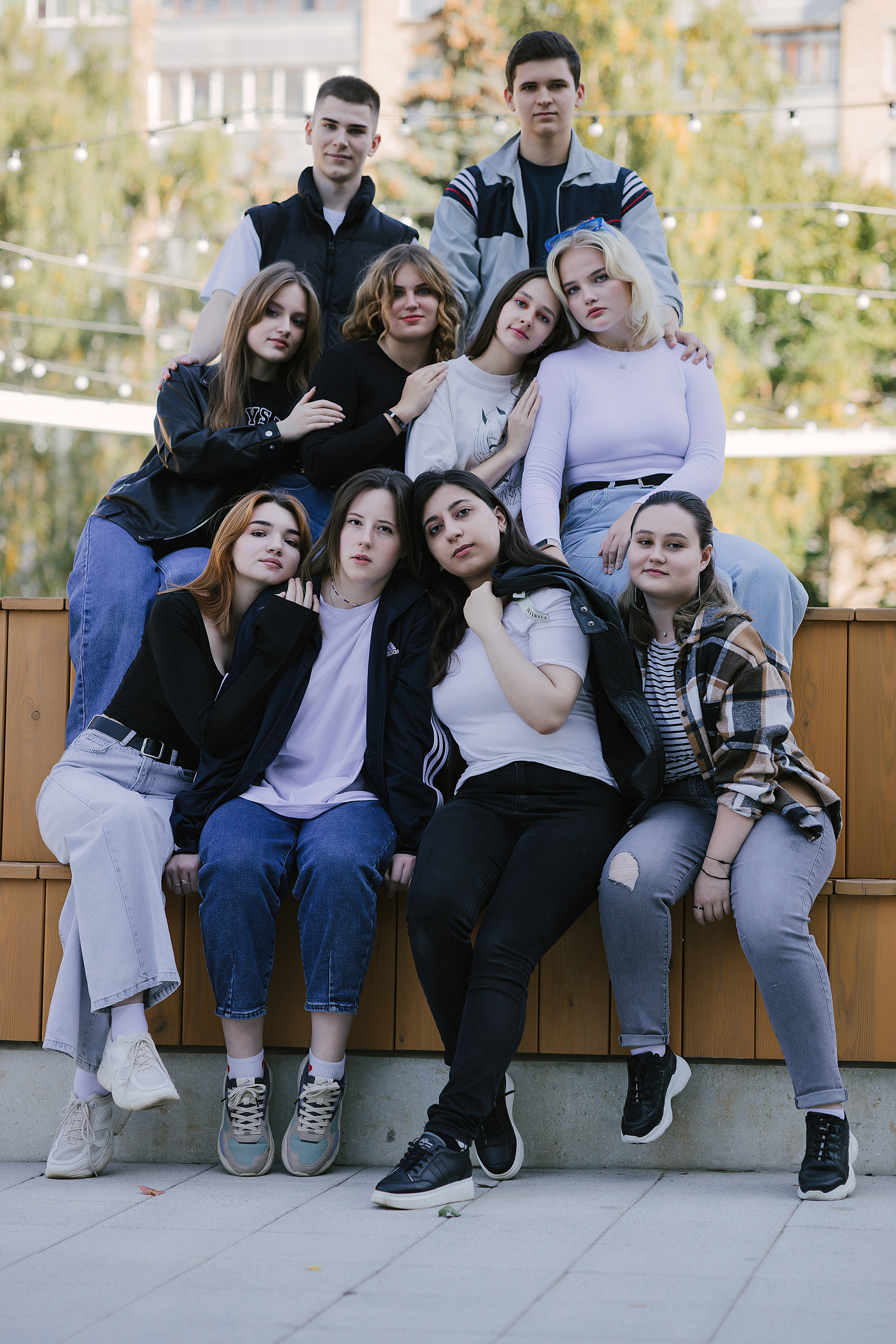 Осенняя фотосессия для выпускников 11 классов Москва. Выпускные альбомы в Серпухове