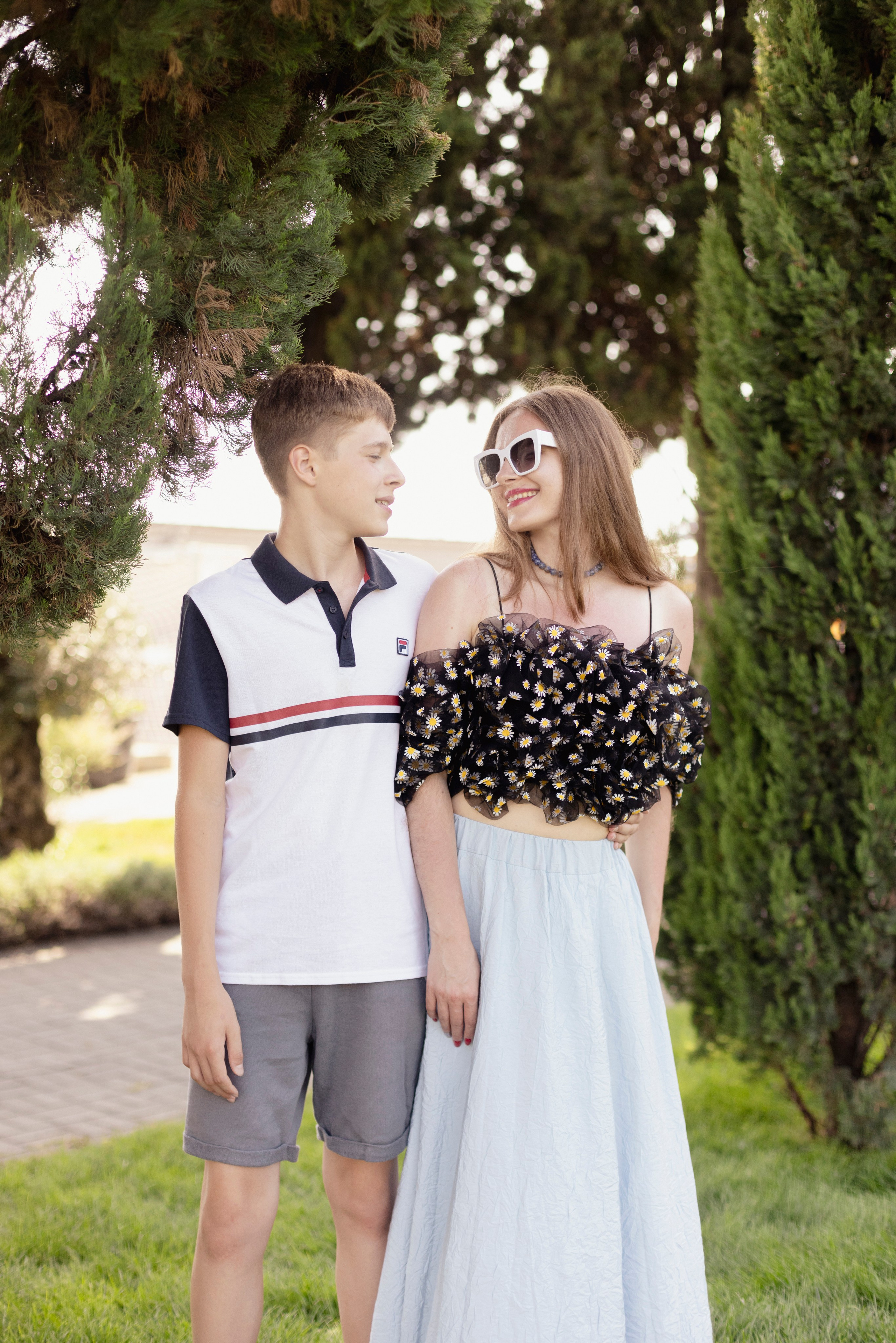 Радостные моменты в тени кипарисов. Reportage and staged photographer Natalia Sannikova