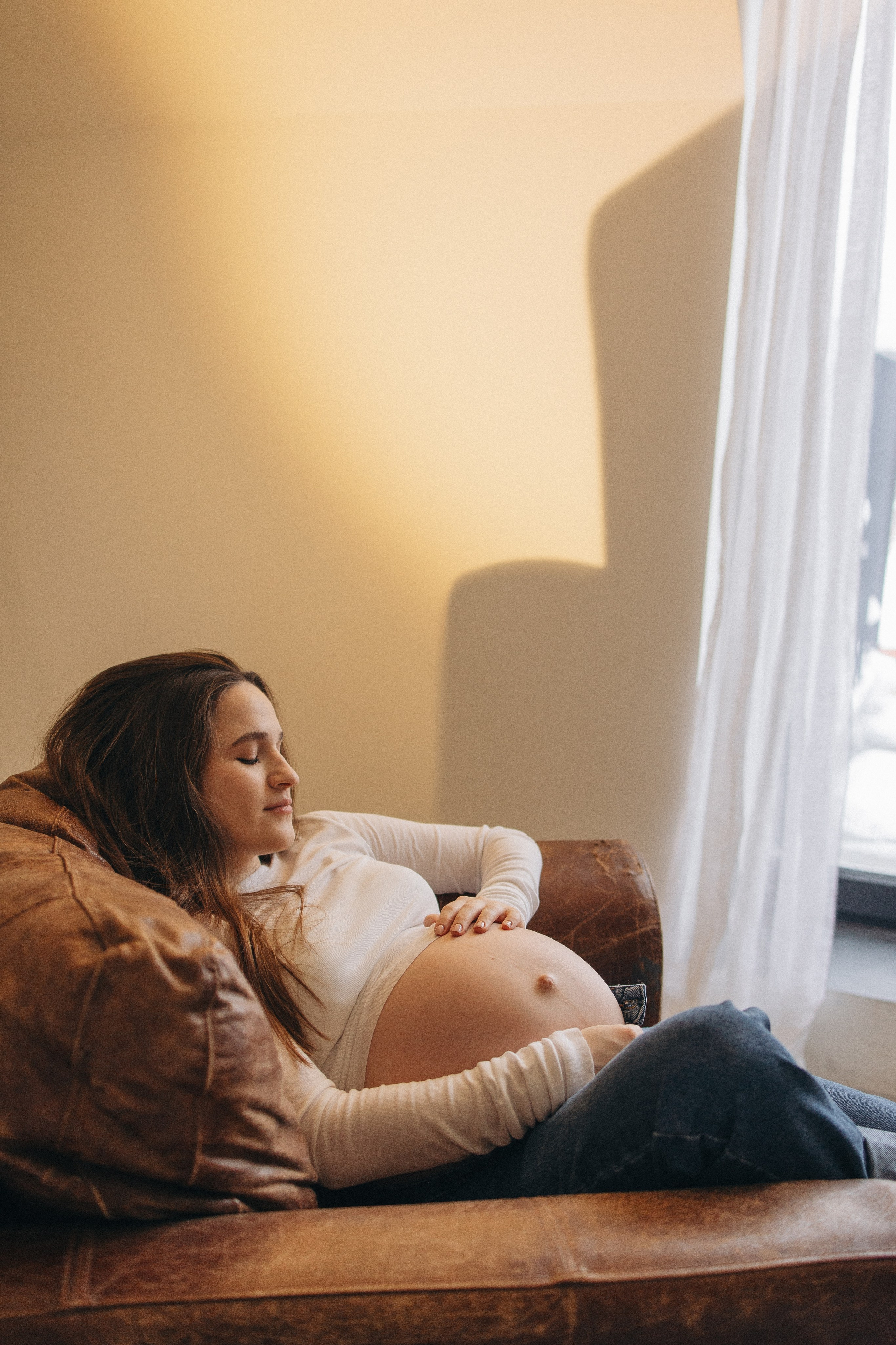 Фотосессия беременности, фотосессия беременности в Москве, фотограф беременных Москва, фотограф беременных, фотосессия беременности в студии, фотосессия беременности в студии Москва, фотосессия в положении, фотосессия в ожидании, фотосессия в ожидании чуда, семейная фотосессия беременности, фотосессия беременности с мужем, фотосессия беременности с мужем Москва