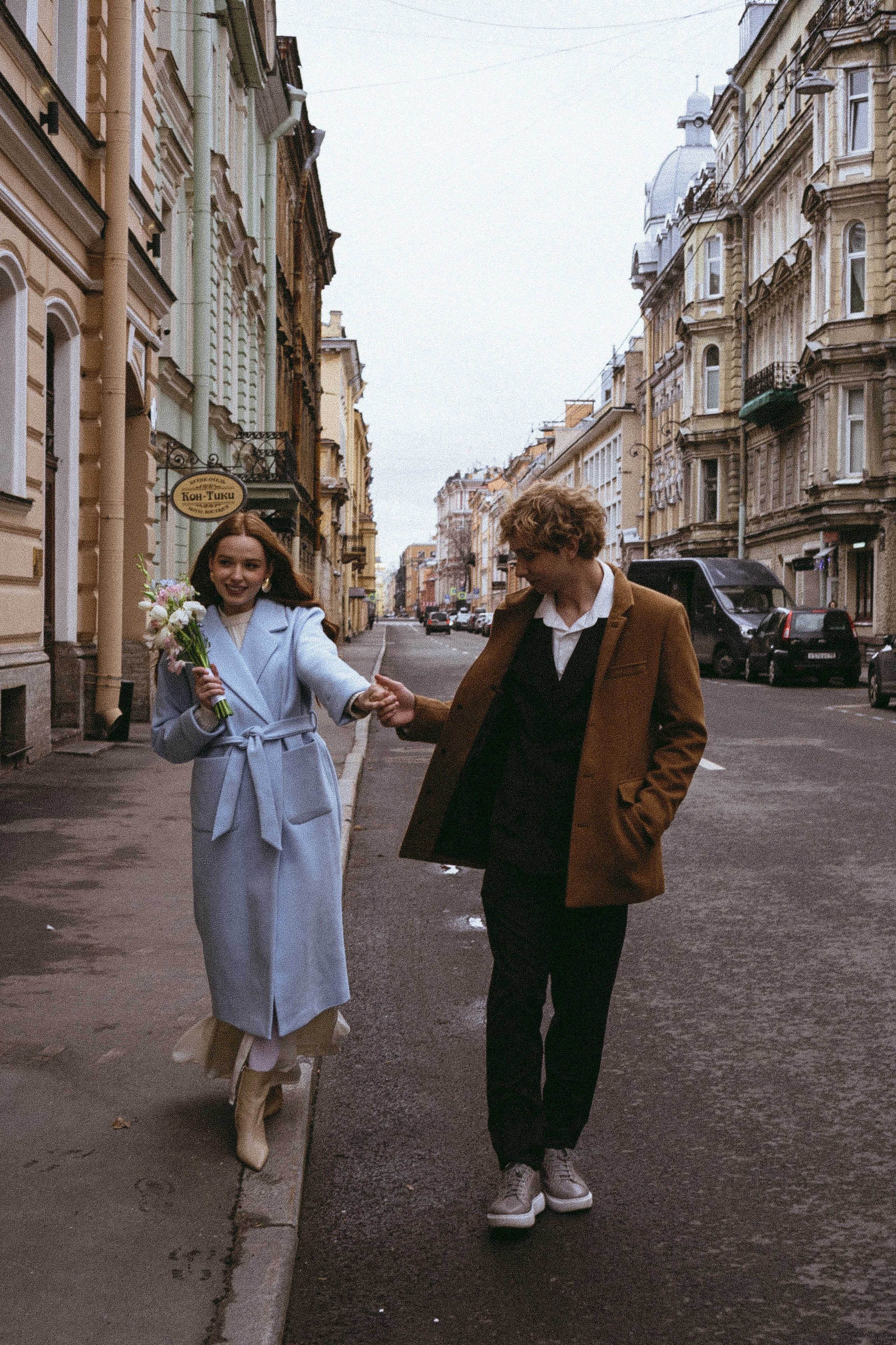 СВАДЕБНАЯ ПРОГУЛКА ПО ПЕТРОГРАДКЕ ВЕСНОЙ (ФОТОСЕССИИЯ ПАРЫ СВАДЕБНАЯ). Профессиональный фотограф, Санкт-Петербург — Виктория Богомолова