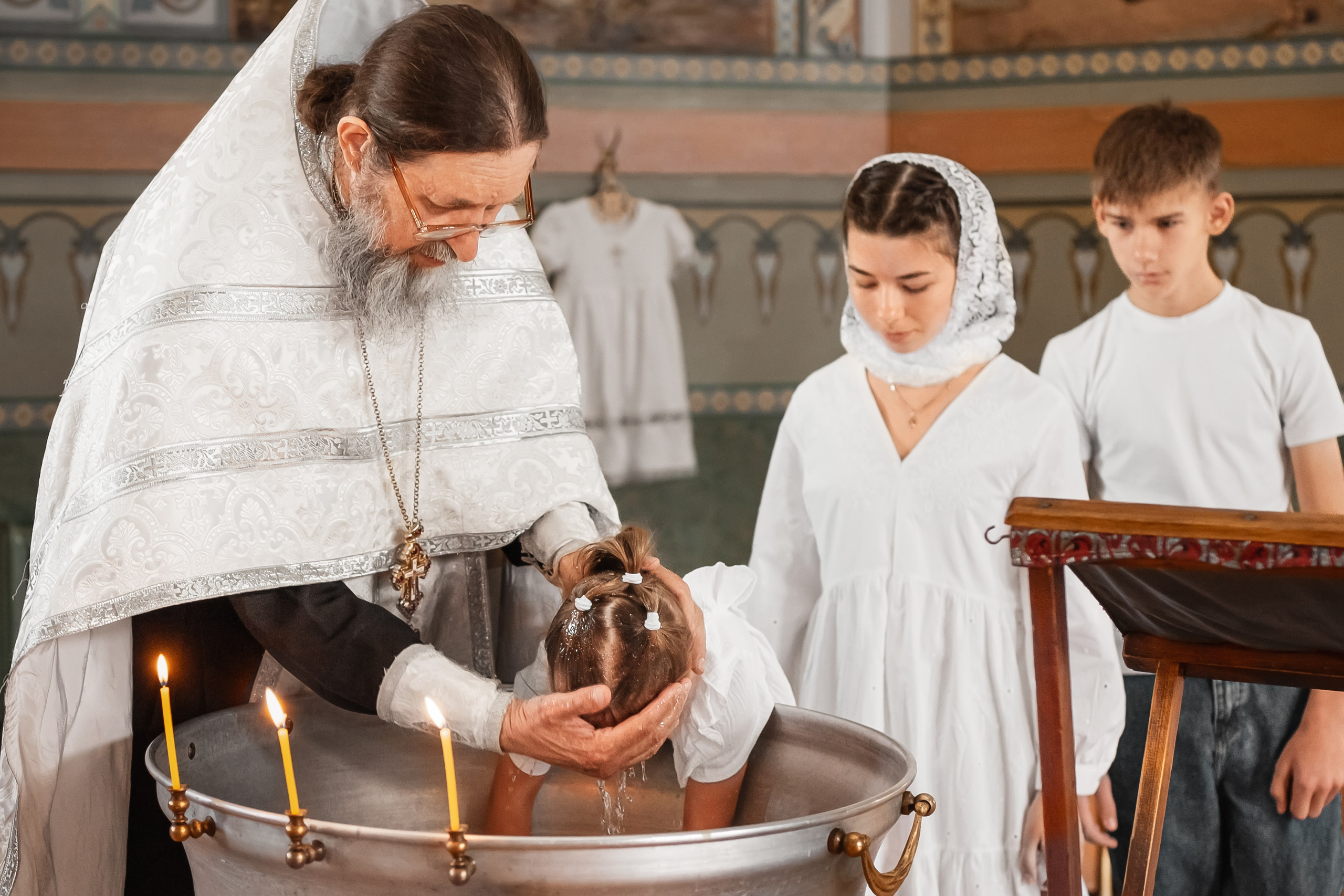 Крещение в храме Иоанна Богослова. Церковный фотограф на Таинство Крещения и Венчания в Оренбурге и Оренбургской области Екатерина Белкина
