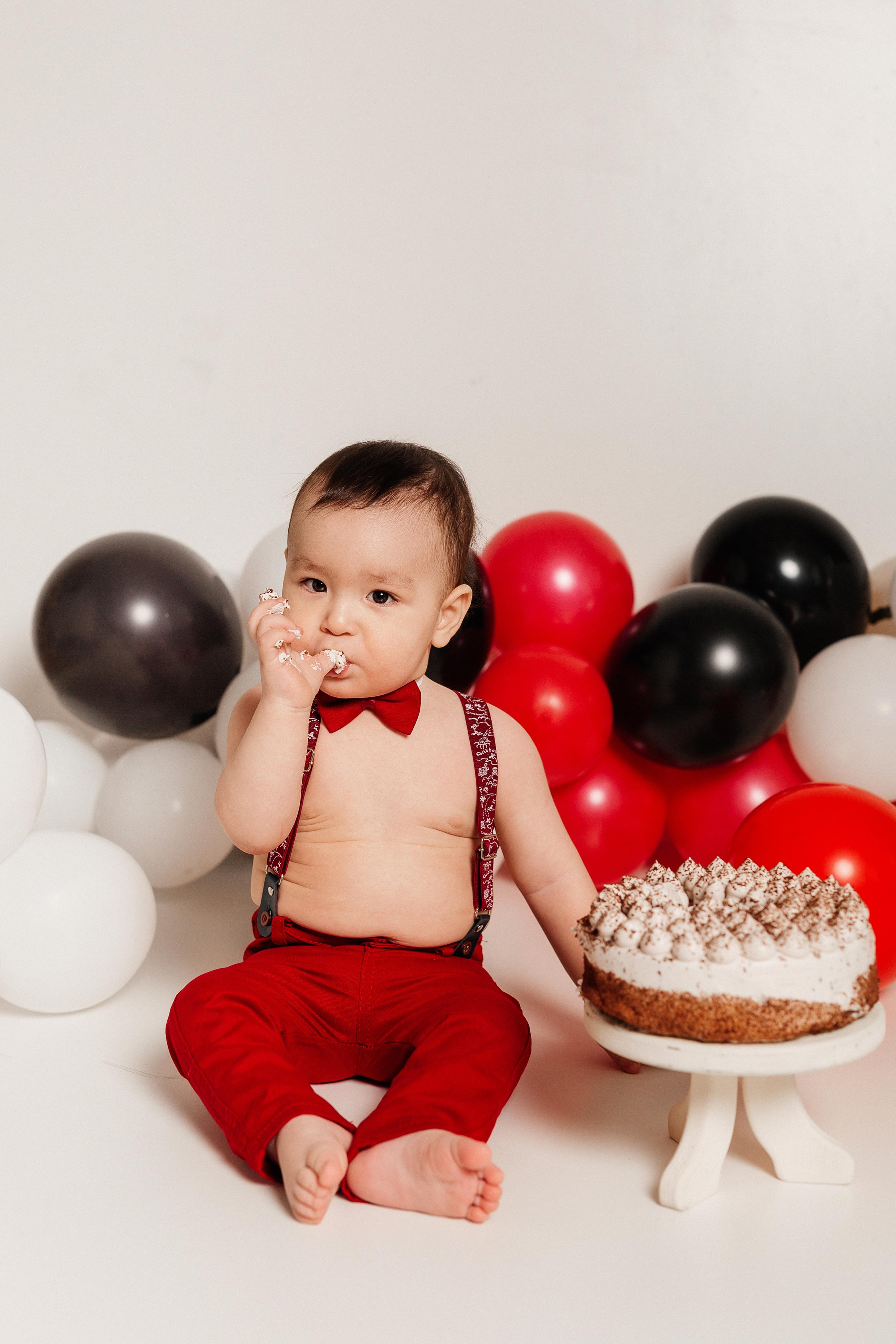 Фотосессия на годик. Фотограф новорожденных Альбина Хухарева. Йошкар-Ола. Казань. Чебоксары