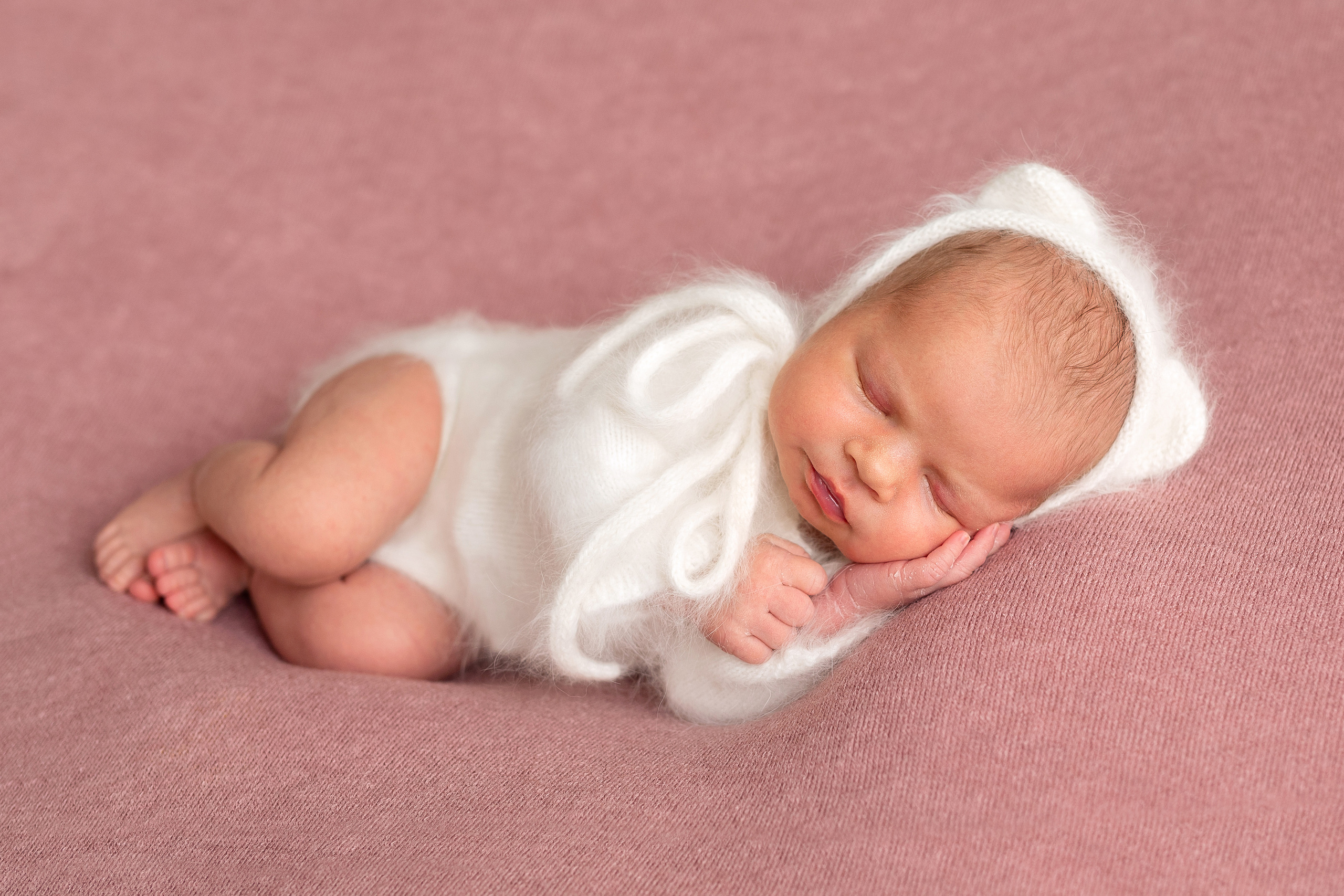 Фотограф новорожденных Йошкар-Ола Казань Чебоксары фотосессия новорожденных фотосессия новорожденного детский фотограф фото младенца детская фотосессия семейный фотограф в Йошкар-Оле Казани Чебоксарах newborn фотосессия фото младенца мальчика фото младенца девочки фотосессия с ребенком фотосессия младенцев фотограф младенцев фотографии детей фотосессия с сыном фотосессия с дочкой карточки для фотосессии новорожденных идеи для фотосессии по месяцам фотосессия новорожденных дома фотосессия новорожденного в студии фотостудия семейная фотосессия с новорожденным одежда для фотосессии новорожденного новорожденной мама и сын мама и дочь двойня новорожденная двойня королевская двойня фотосессия двойни фотосессия родителей новорожденного с новорожденным фото пальчиков фото пяточек самые милые фотографии маленькие пяточки маленькие ручки маленькие пальчики реквизит для фотосессии новорожденных