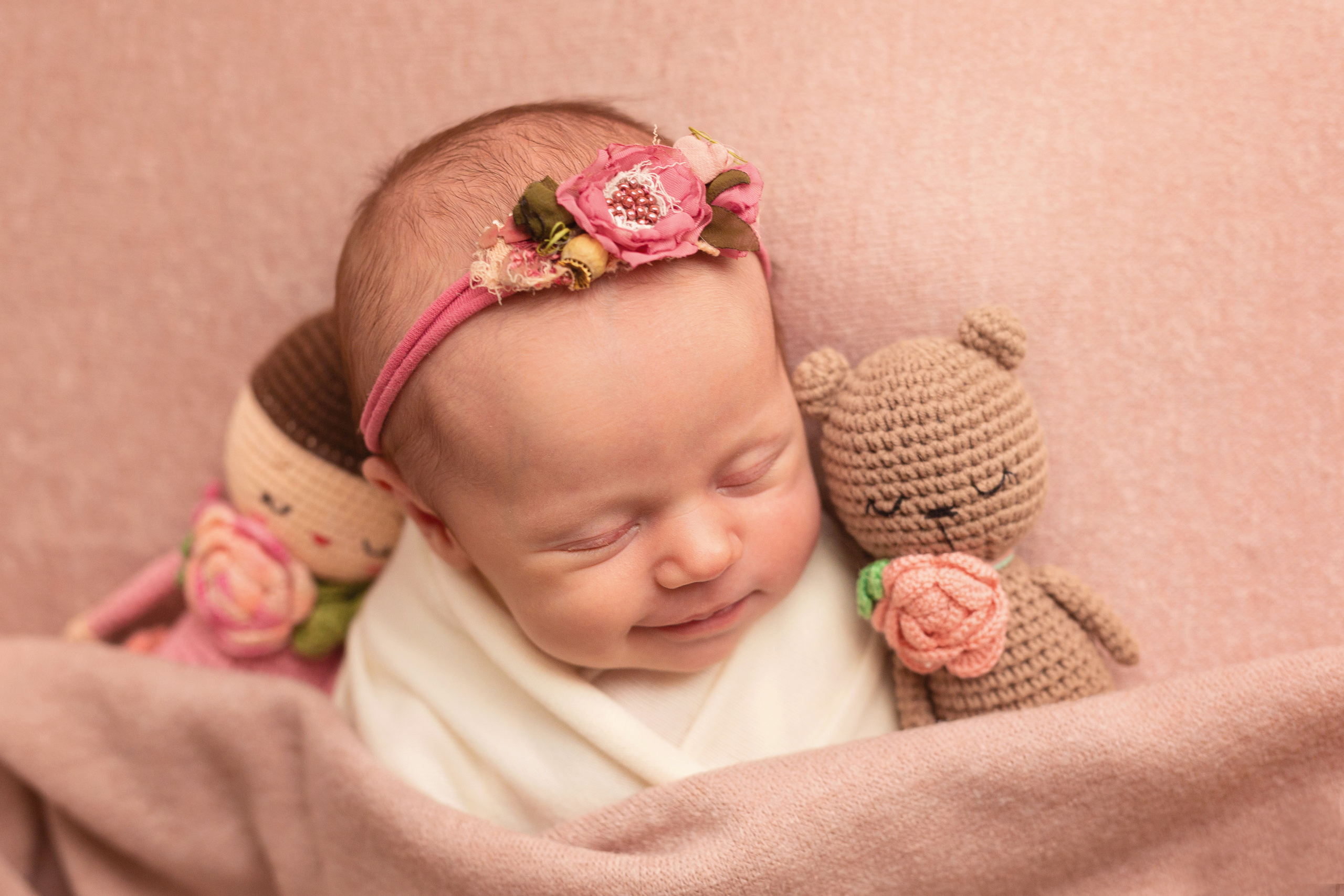 Фотограф новорожденных Йошкар-Ола Казань Чебоксары фотосессия новорожденных фотосессия новорожденного детский фотограф фото младенца детская фотосессия семейный фотограф в Йошкар-Оле Казани Чебоксарах newborn фотосессия фото младенца мальчика фото младенца девочки фотосессия с ребенком фотосессия младенцев фотограф младенцев фотографии детей фотосессия с сыном фотосессия с дочкой карточки для фотосессии новорожденных идеи для фотосессии по месяцам фотосессия новорожденных дома фотосессия новорожденного в студии фотостудия семейная фотосессия с новорожденным одежда для фотосессии новорожденного новорожденной мама и сын мама и дочь двойня новорожденная двойня королевская двойня фотосессия двойни фотосессия родителей новорожденного с новорожденным