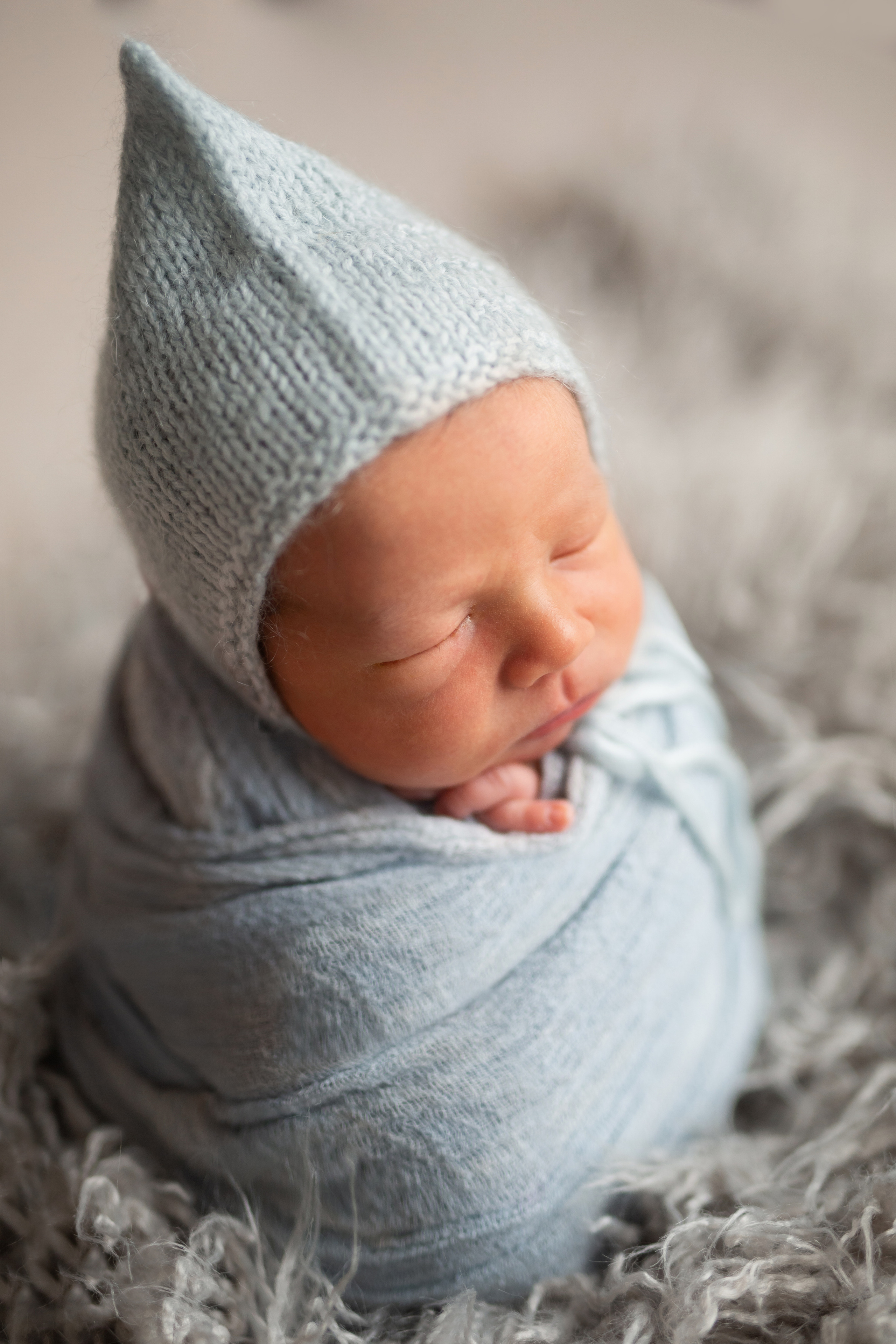 Фотограф новорожденных Йошкар-Ола Казань Чебоксары фотосессия новорожденных фотосессия новорожденного детский фотограф фото младенца детская фотосессия семейный фотограф в Йошкар-Оле Казани Чебоксарах newborn фотосессия фото младенца мальчика фото младенца девочки фотосессия с ребенком фотосессия младенцев фотограф младенцев фотографии детей фотосессия с сыном фотосессия с дочкой карточки для фотосессии новорожденных идеи для фотосессии по месяцам фотосессия новорожденных дома фотосессия новорожденного в студии фотостудия семейная фотосессия с новорожденным одежда для фотосессии новорожденного новорожденной мама и сын мама и дочь двойня новорожденная двойня королевская двойня фотосессия двойни фотосессия родителей новорожденного с новорожденным фото пальчиков фото пяточек самые милые фотографии маленькие пяточки маленькие ручки маленькие пальчики реквизит для фотосессии новорожденных фотосессия с живыми цветами фотосессия девочки с цветами фото с розами кокон