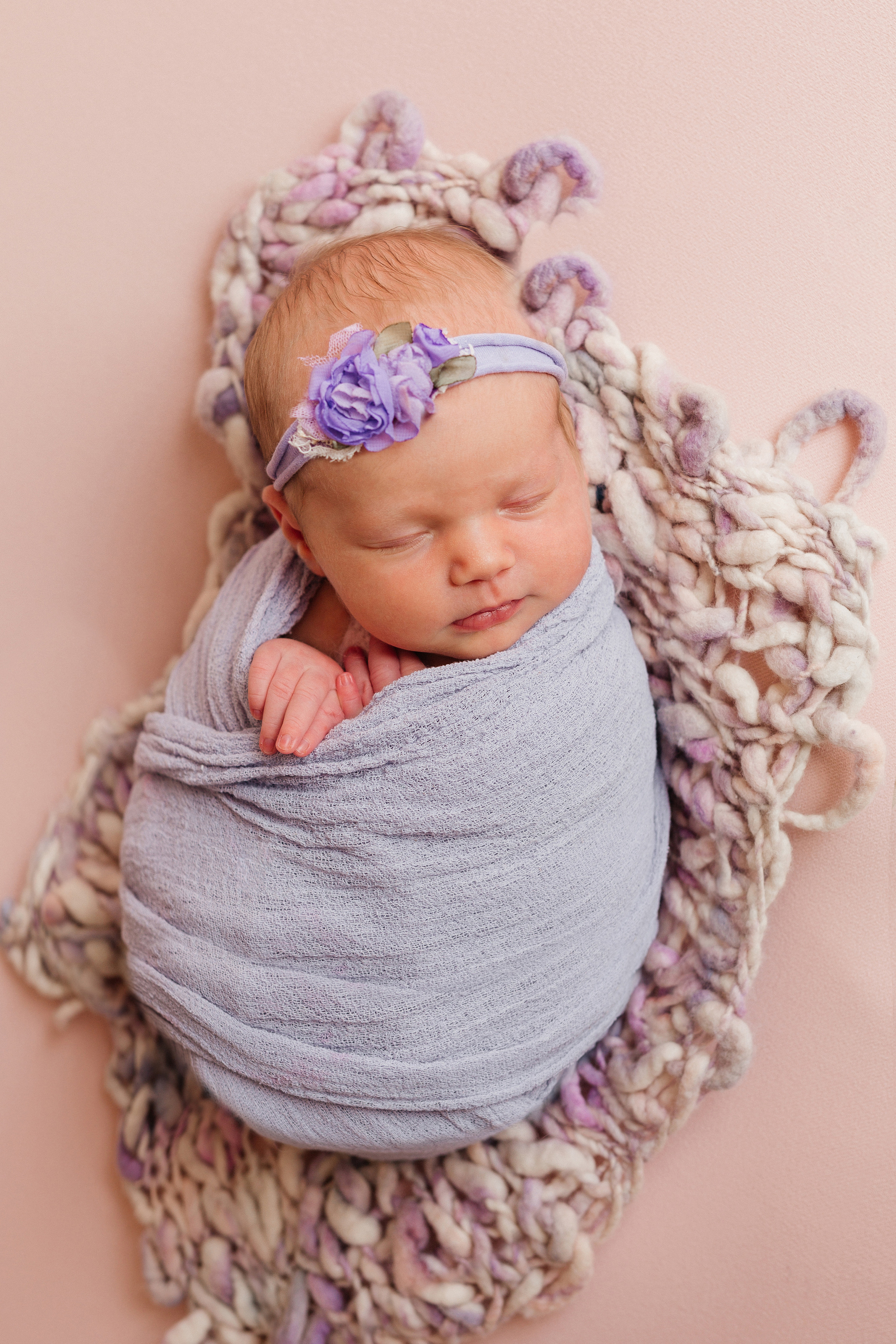 Фотограф новорожденных Йошкар-Ола Казань Чебоксары фотосессия новорожденных фотосессия новорожденного детский фотограф фото младенца детская фотосессия семейный фотограф в Йошкар-Оле Казани Чебоксарах newborn фотосессия фото младенца мальчика фото младенца девочки фотосессия с ребенком фотосессия младенцев фотограф младенцев фотографии детей фотосессия с сыном фотосессия с дочкой карточки для фотосессии новорожденных идеи для фотосессии по месяцам фотосессия новорожденных дома фотосессия новорожденного в студии фотостудия семейная фотосессия с новорожденным одежда для фотосессии новорожденного новорожденной мама и сын мама и дочь двойня новорожденная двойня королевская двойня фотосессия двойни фотосессия родителей новорожденного с новорожденным фото пальчиков фото пяточек самые милые фотографии маленькие пяточки маленькие ручки маленькие пальчики реквизит для фотосессии новорожденных фотосессия с живыми цветами фотосессия девочки с цветами фото с розами кокон обмотка пеленание 