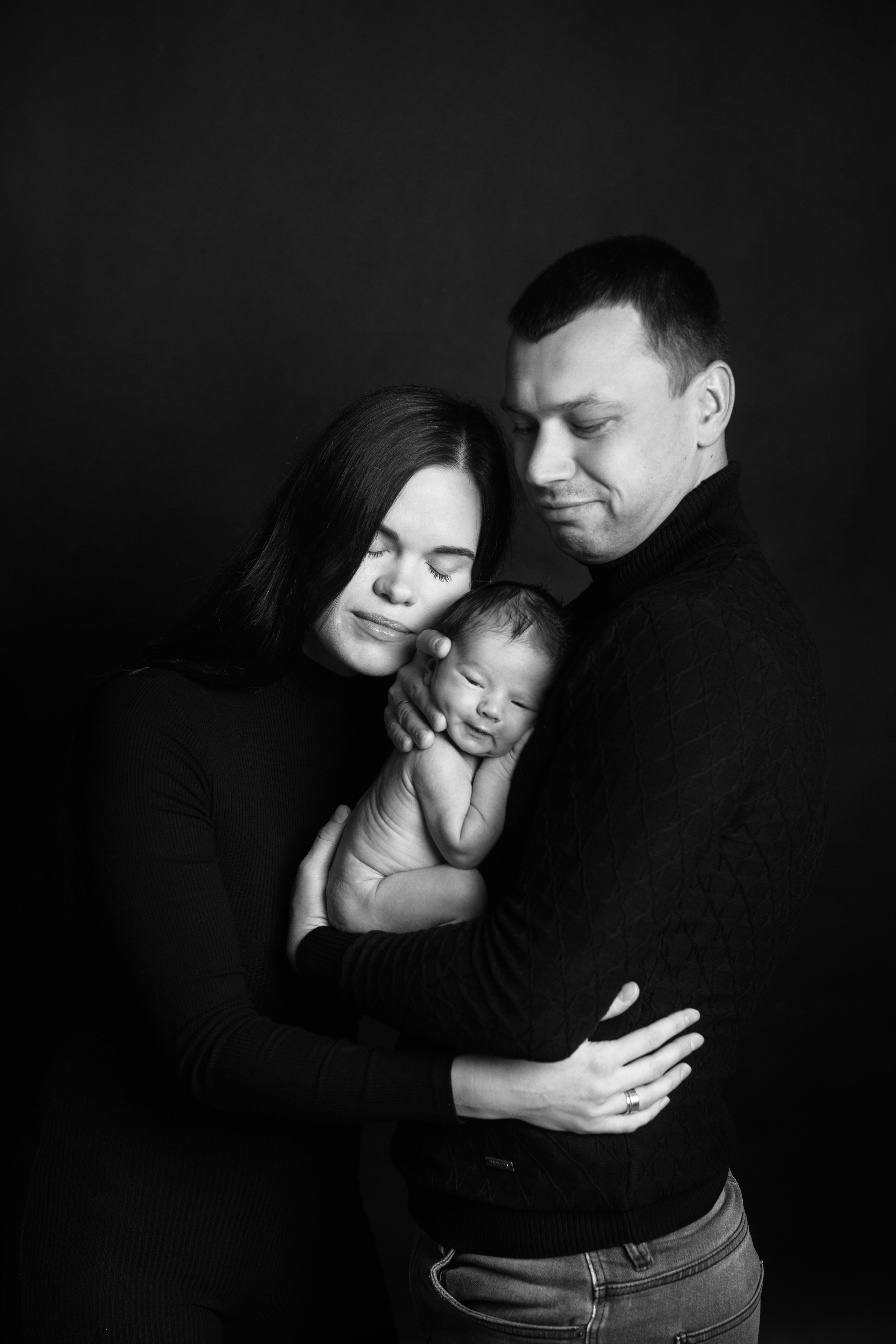 Фотограф новорожденных Йошкар-Ола Казань Чебоксары фотосессия новорожденных фотосессия новорожденного детский фотограф фото младенца детская фотосессия семейный фотограф в Йошкар-Оле Казани Чебоксарах newborn фотосессия фото младенца мальчика фото младенца девочки фотосессия с ребенком фотосессия младенцев фотограф младенцев фотографии детей фотосессия с сыном фотосессия с дочкой карточки для фотосессии новорожденных идеи для фотосессии по месяцам фотосессия новорожденных дома фотосессия новорожденного в студии фотостудия семейная фотосессия с новорожденным одежда для фотосессии новорожденного новорожденной мама и сын мама и дочь двойня новорожденная двойня королевская двойня фотосессия двойни фотосессия родителей новорожденного с новорожденным фото пальчиков фото пяточек самые милые фотографии маленькие пяточки маленькие ручки маленькие пальчики реквизит для фотосессии новорожденных фотосессия с живыми цветами фотосессия девочки с цветами фото с розами