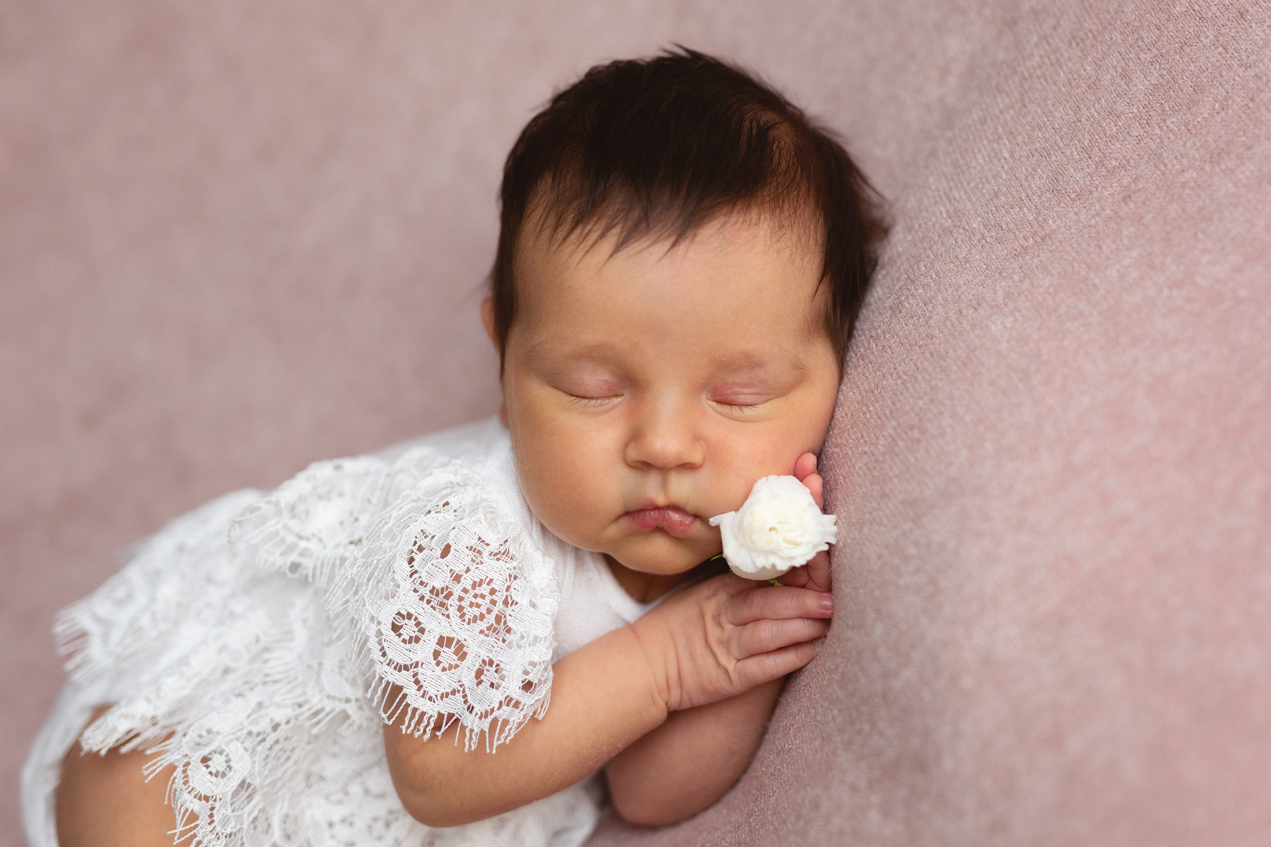 Фотограф новорожденных Йошкар-Ола Казань Чебоксары фотосессия новорожденных фотосессия новорожденного детский фотограф фото младенца детская фотосессия семейный фотограф в Йошкар-Оле Казани Чебоксарах newborn фотосессия фото младенца мальчика фото младенца девочки фотосессия с ребенком фотосессия младенцев фотограф младенцев фотографии детей фотосессия с сыном фотосессия с дочкой карточки для фотосессии новорожденных идеи для фотосессии по месяцам фотосессия новорожденных дома фотосессия новорожденного в студии фотостудия семейная фотосессия с новорожденным одежда для фотосессии новорожденного новорожденной мама и сын мама и дочь двойня новорожденная двойня королевская двойня фотосессия двойни фотосессия родителей новорожденного с новорожденным фото пальчиков фото пяточек самые милые фотографии маленькие пяточки маленькие ручки маленькие пальчики реквизит для фотосессии новорожденных фотосессия с живыми цветами фотосессия девочки с цветами фото с розами