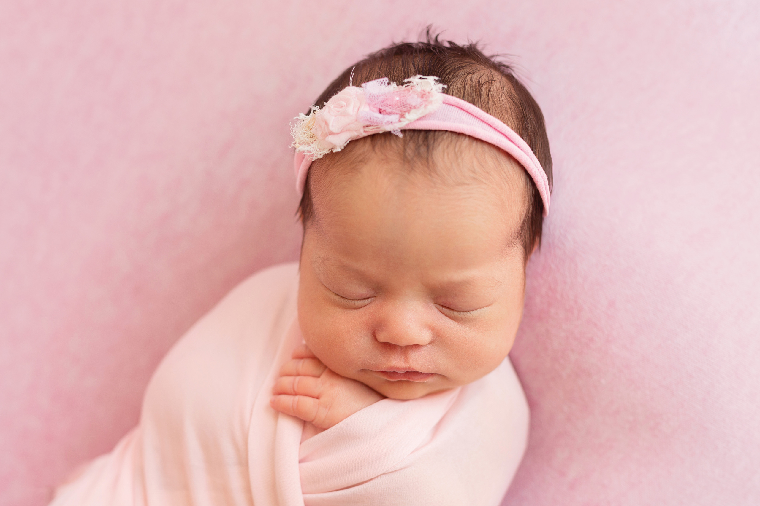 Фотограф новорожденных Йошкар-Ола Казань Чебоксары фотосессия новорожденных фотосессия новорожденного детский фотограф фото младенца детская фотосессия семейный фотограф в Йошкар-Оле Казани Чебоксарах newborn фотосессия фото младенца мальчика фото младенца девочки фотосессия с ребенком фотосессия младенцев фотограф младенцев фотографии детей фотосессия с сыном фотосессия с дочкой карточки для фотосессии новорожденных идеи для фотосессии по месяцам фотосессия новорожденных дома фотосессия новорожденного в студии фотостудия семейная фотосессия с новорожденным одежда для фотосессии новорожденного новорожденной мама и сын мама и дочь двойня новорожденная двойня королевская двойня фотосессия двойни фотосессия родителей новорожденного с новорожденным фото пальчиков фото пяточек самые милые фотографии маленькие пяточки маленькие ручки маленькие пальчики реквизит для фотосессии новорожденных фотосессия с живыми цветами фотосессия девочки с цветами фото с розами