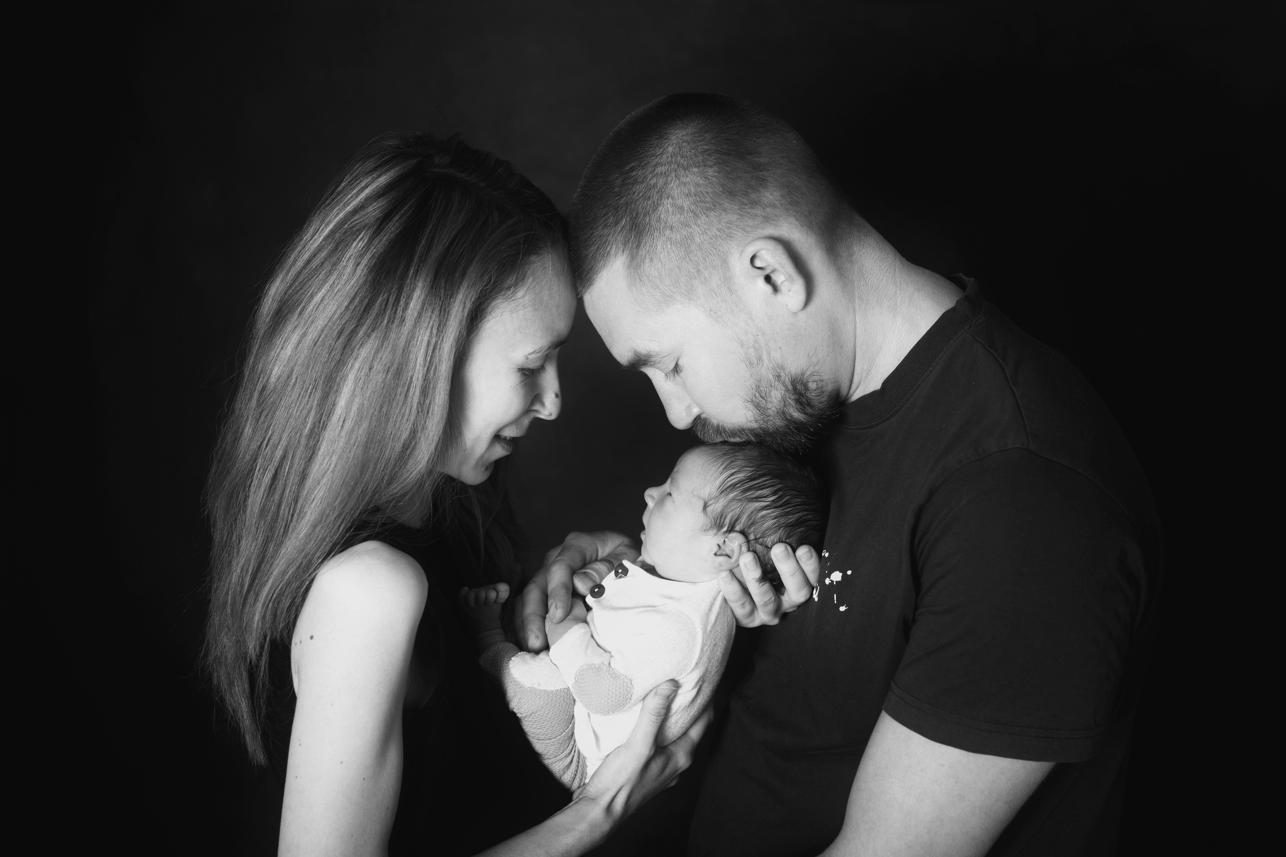 Фотограф новорожденных Йошкар-Ола Казань Чебоксары фотосессия новорожденных фотосессия новорожденного детский фотограф фото младенца детская фотосессия семейный фотограф в Йошкар-Оле Казани Чебоксарах newborn фотосессия фото младенца мальчика фото младенца девочки фотосессия с ребенком фотосессия младенцев фотограф младенцев фотографии детей фотосессия с сыном фотосессия с дочкой карточки для фотосессии новорожденных идеи для фотосессии по месяцам фотосессия новорожденных дома фотосессия новорожденного в студии фотостудия семейная фотосессия с новорожденным одежда для фотосессии новорожденного новорожденной мама и сын мама и дочь двойня новорожденная двойня королевская двойня фотосессия двойни фотосессия родителей новорожденного с новорожденным фото пальчиков фото пяточек самые милые фотографии маленькие пяточки маленькие ручки маленькие пальчики реквизит для фотосессии новорожденных 