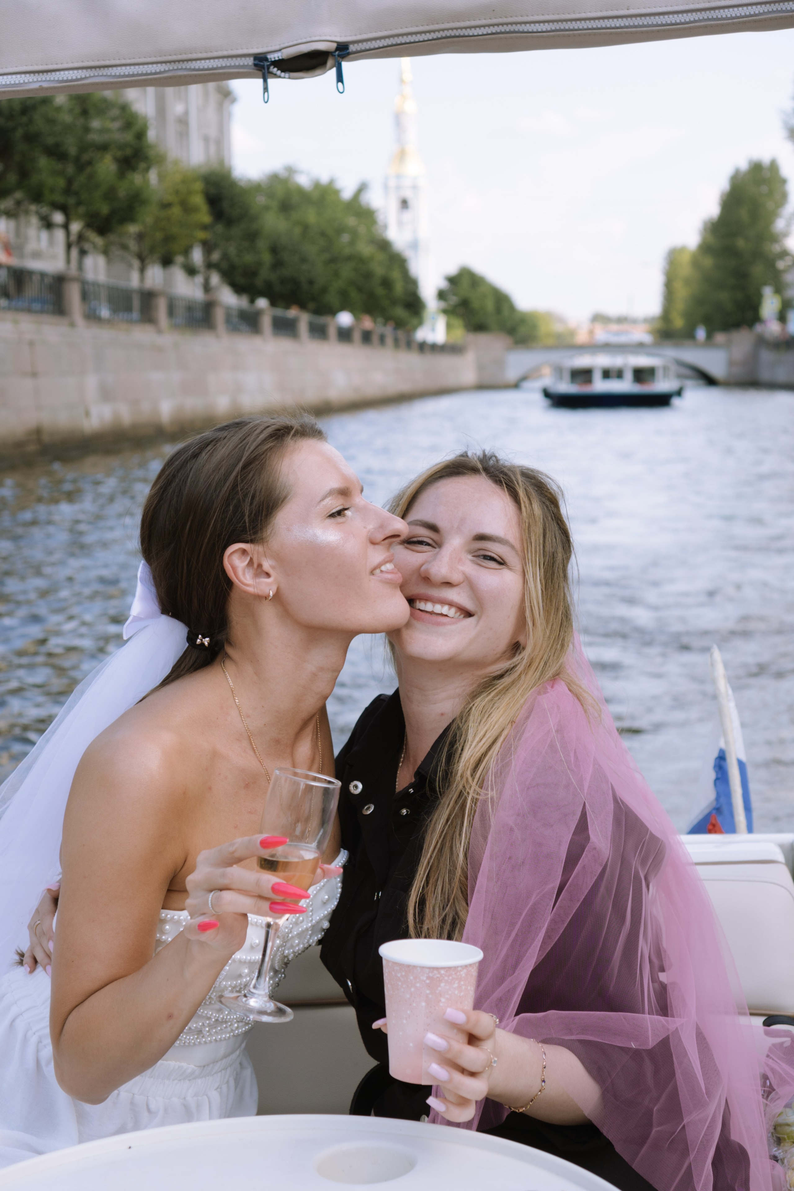 ДЕВИЧНИК НА КАТЕРЕ. Профессиональный фотограф, Санкт-Петербург — Виктория Богомолова