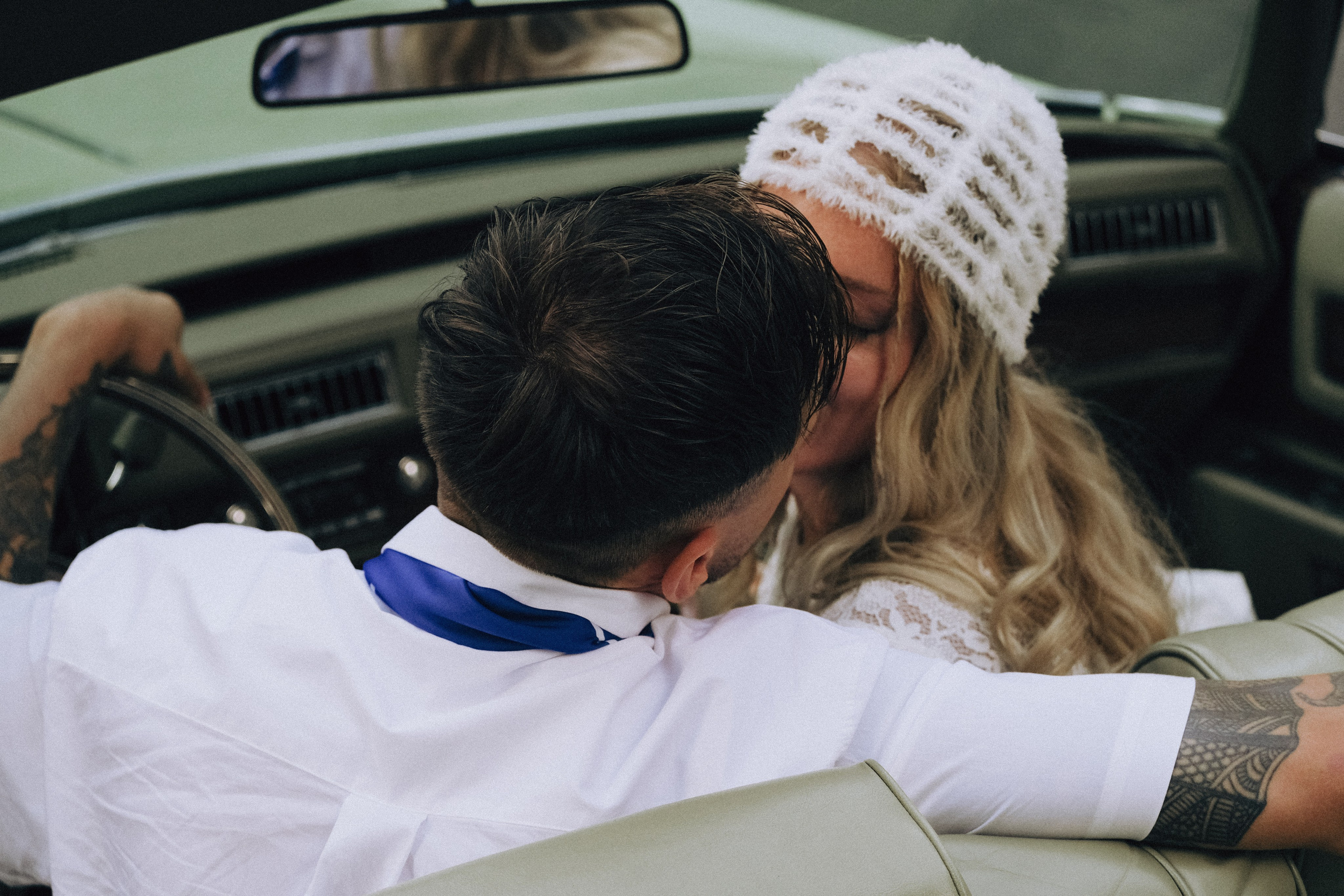 СВАДЕБНАЯ СЬЕМКА С КАБРИОЛЕТОМ В САНТК-ПЕТЕРБУРГЕ НА ПЕТРОГРАДКЕ В ОТЕЛЕ ПАНОРАМИКА. Профессиональный фотограф, Санкт-Петербург — Виктория Богомолова