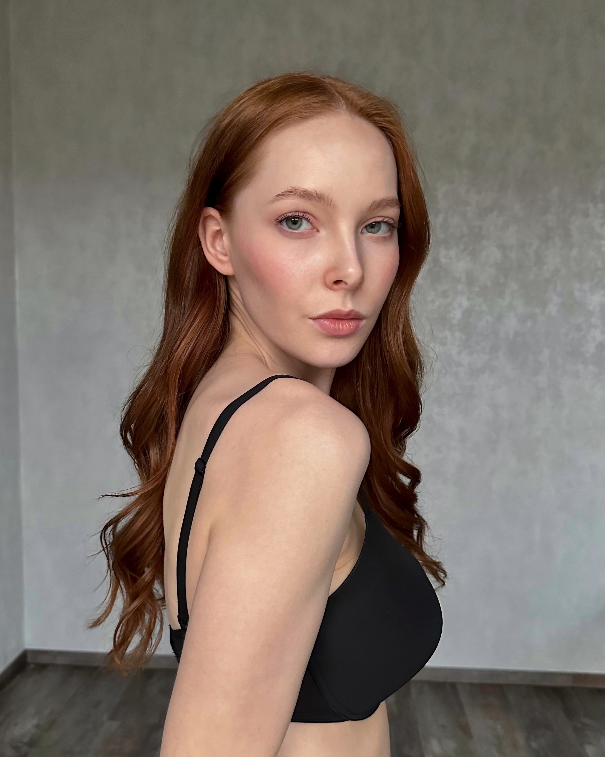 Маргарита, 40-42 р-р, 171 см. KED Production — продакшн из СПб. Создаём фото, видео и контент, который помогает брендам и селлерам продавать больше