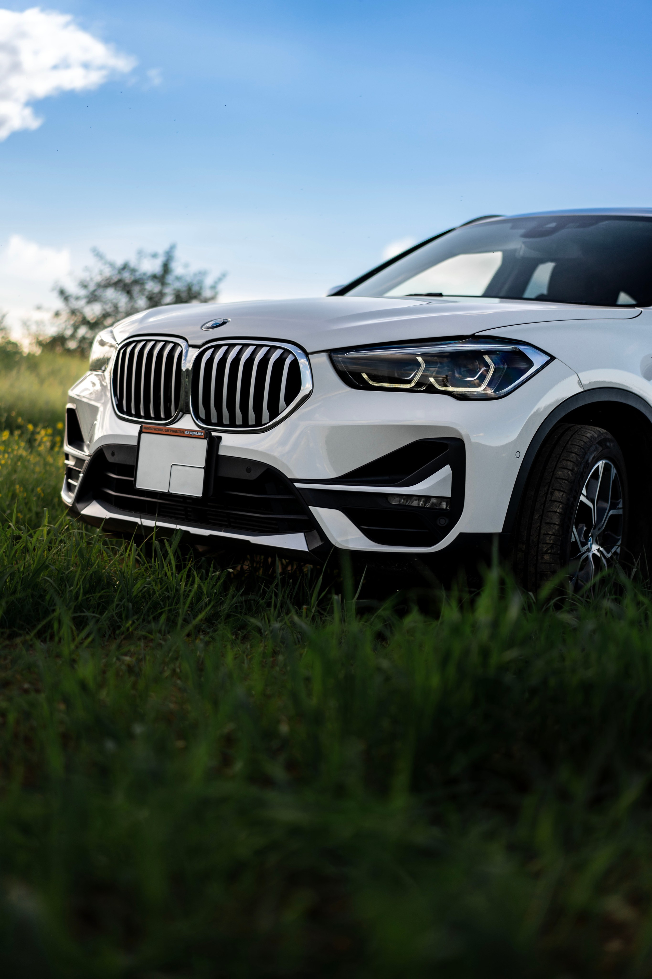 BMW X1. Автомобильный фотограф 3VIPHOTO #Томск