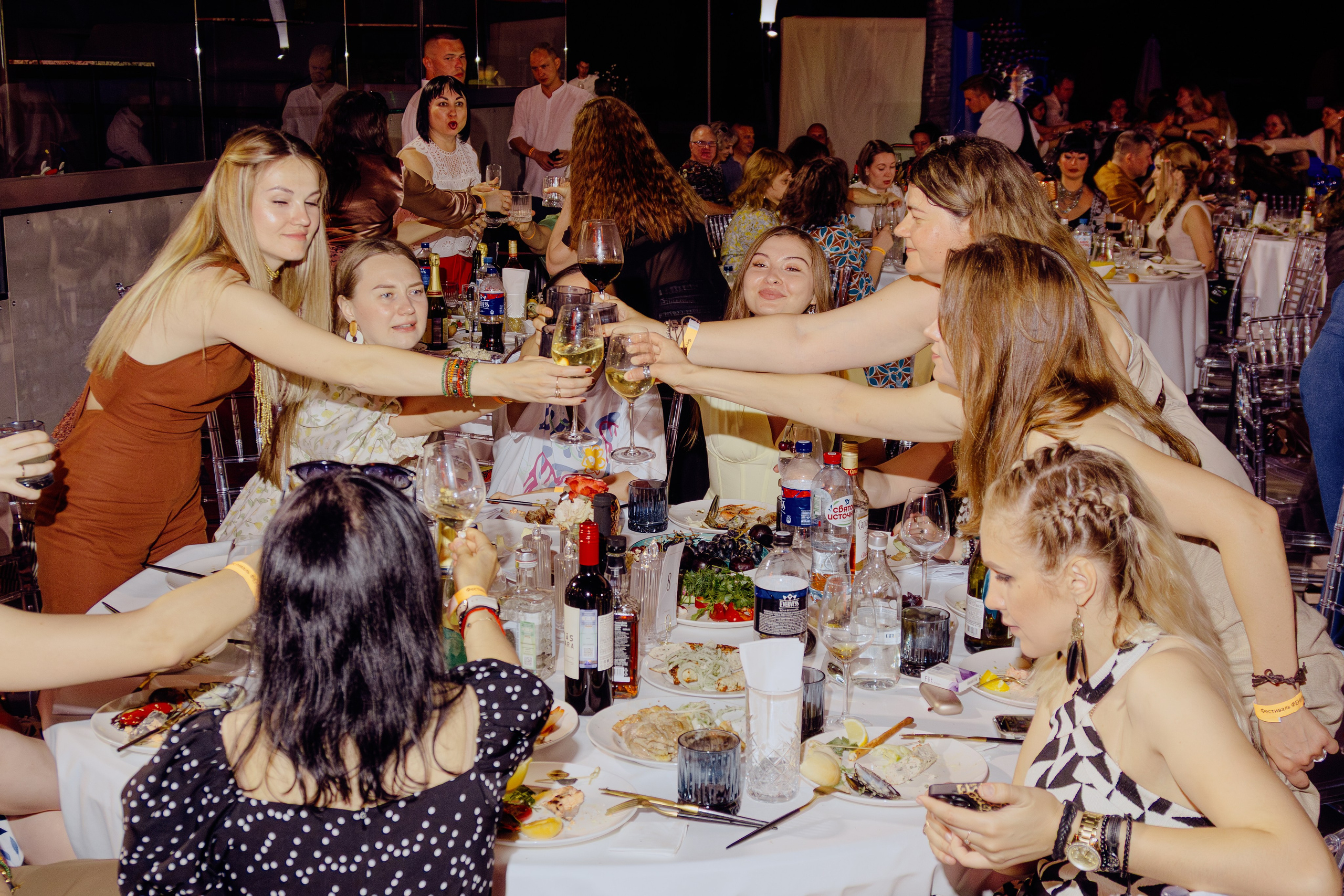 Репортажная съёмка корпоратива компании Феникс. Портретный фотограф в Ростове-на-Дону Антон Казарин