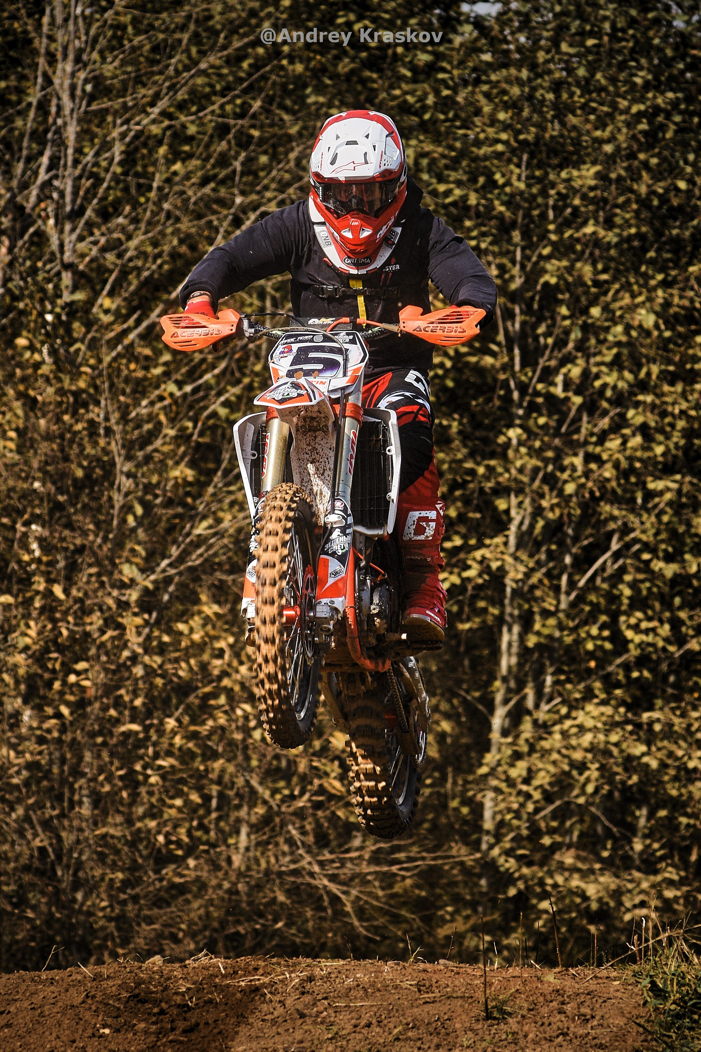 Мотокросс в городе Чкаловск. Фотограф Красков Андрей