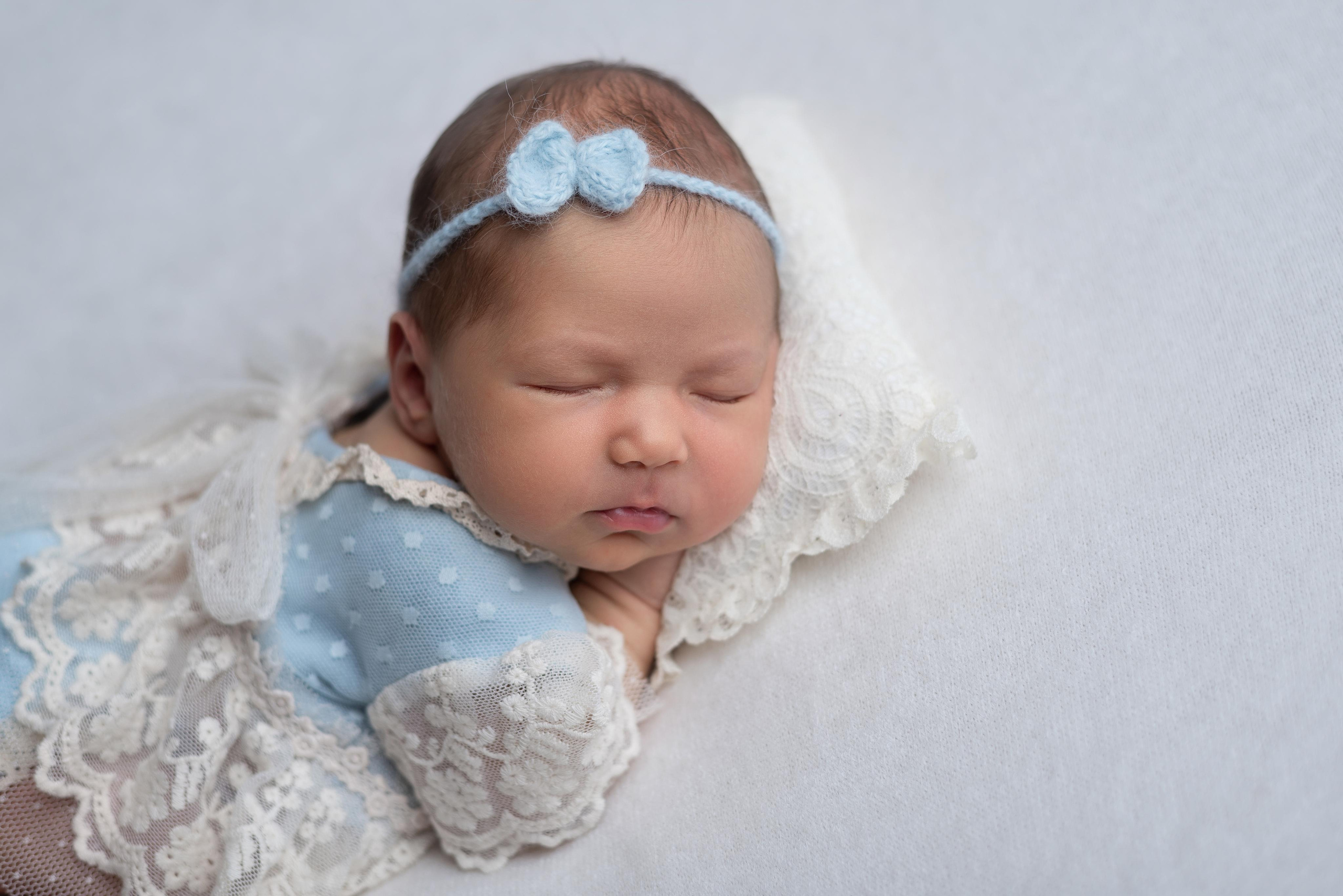 Фотограф новорожденных в городе Екатеринбург, Дегтярск, Ревда newborn. Фотограф новорожденных в Екатеринбурге Анастасия Карманова