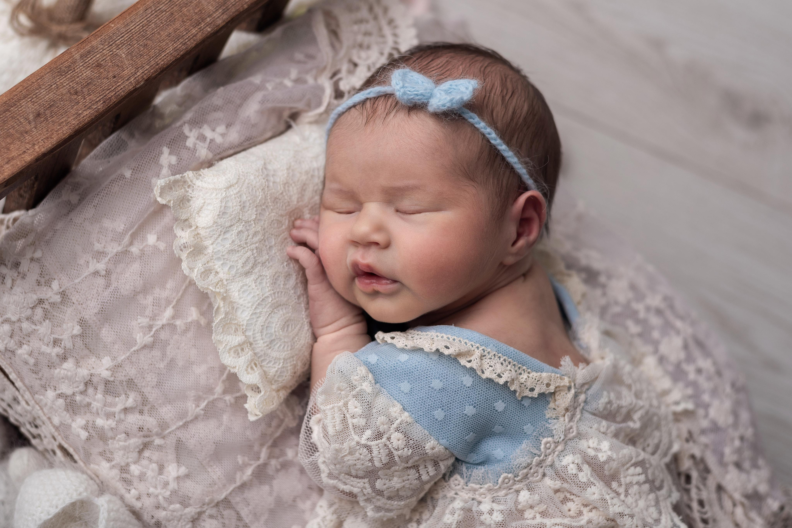 Фотограф новорожденных в городе Екатеринбург, Дегтярск, Ревда newborn. Фотограф новорожденных в Екатеринбурге Анастасия Карманова
