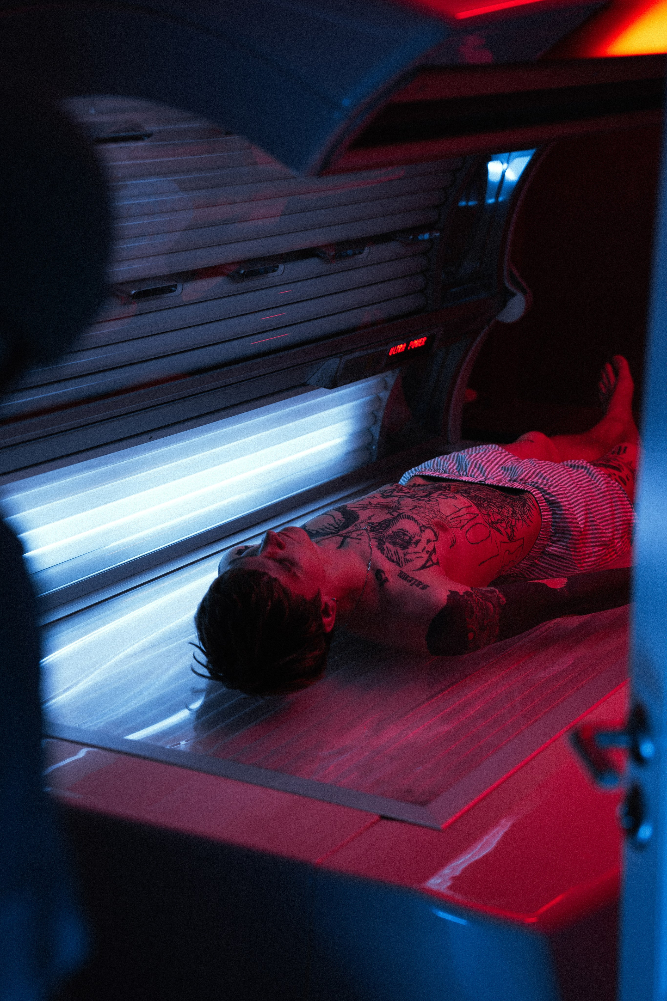 Loweliness. Backstage. @tomrus: Рустам Шагиморданов — фотограф