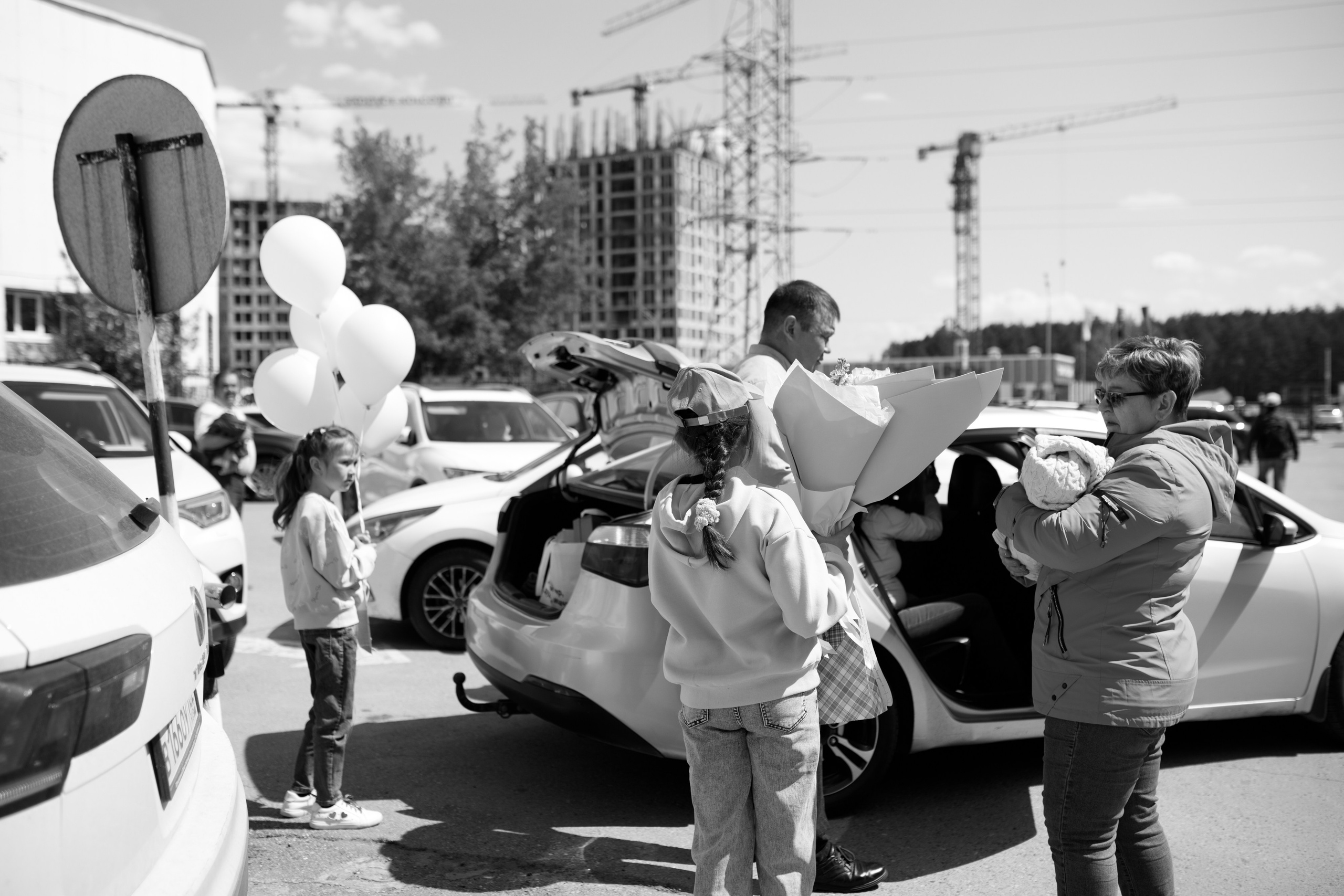 Съемка выписки из роддома. Фотограф в Уфе Ирина Идрисова