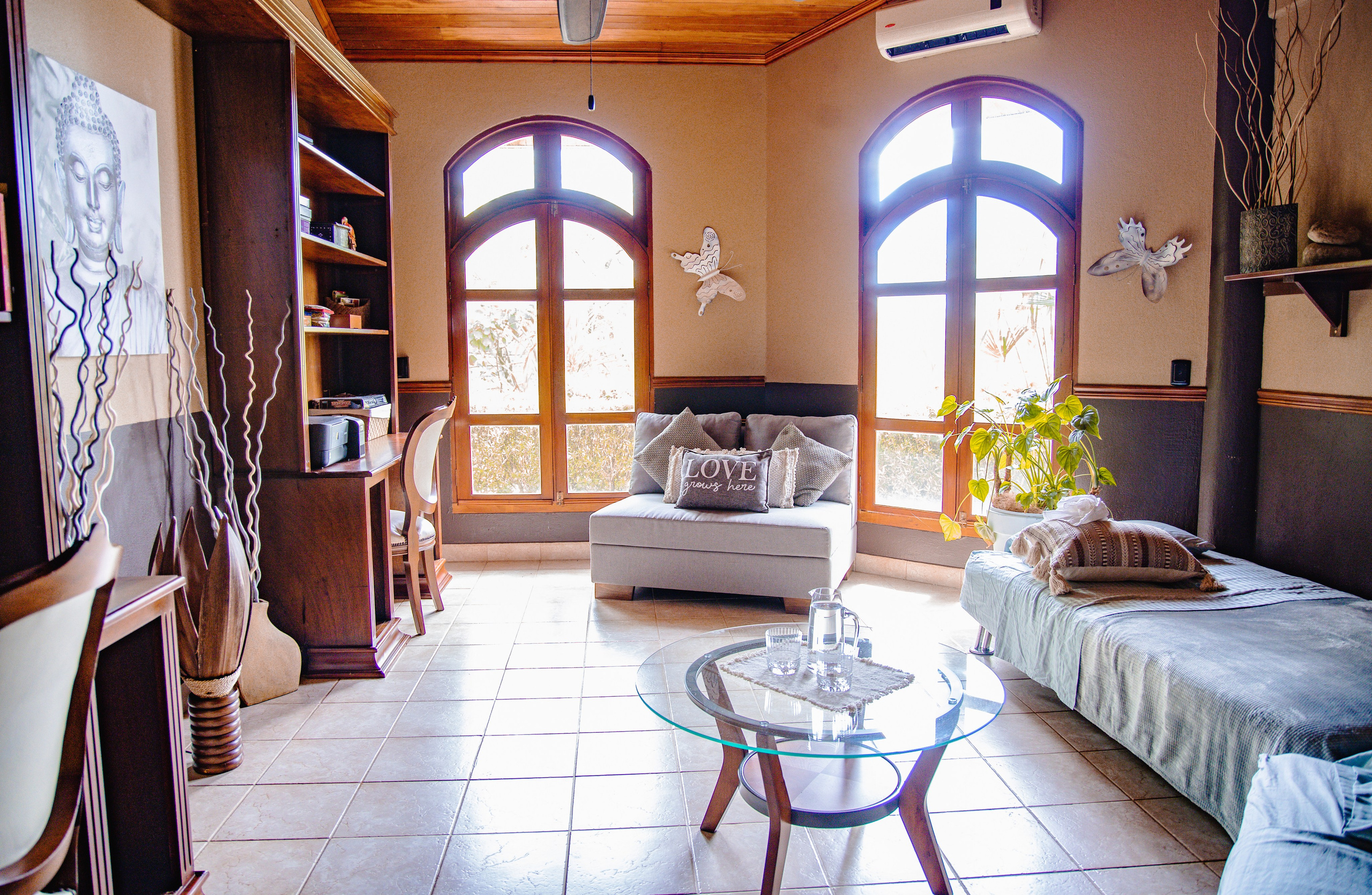 Real estate property for rent in Costa Rica. Family, portrait, content photo in Costa Rica Evgeniya Besprozvannykh