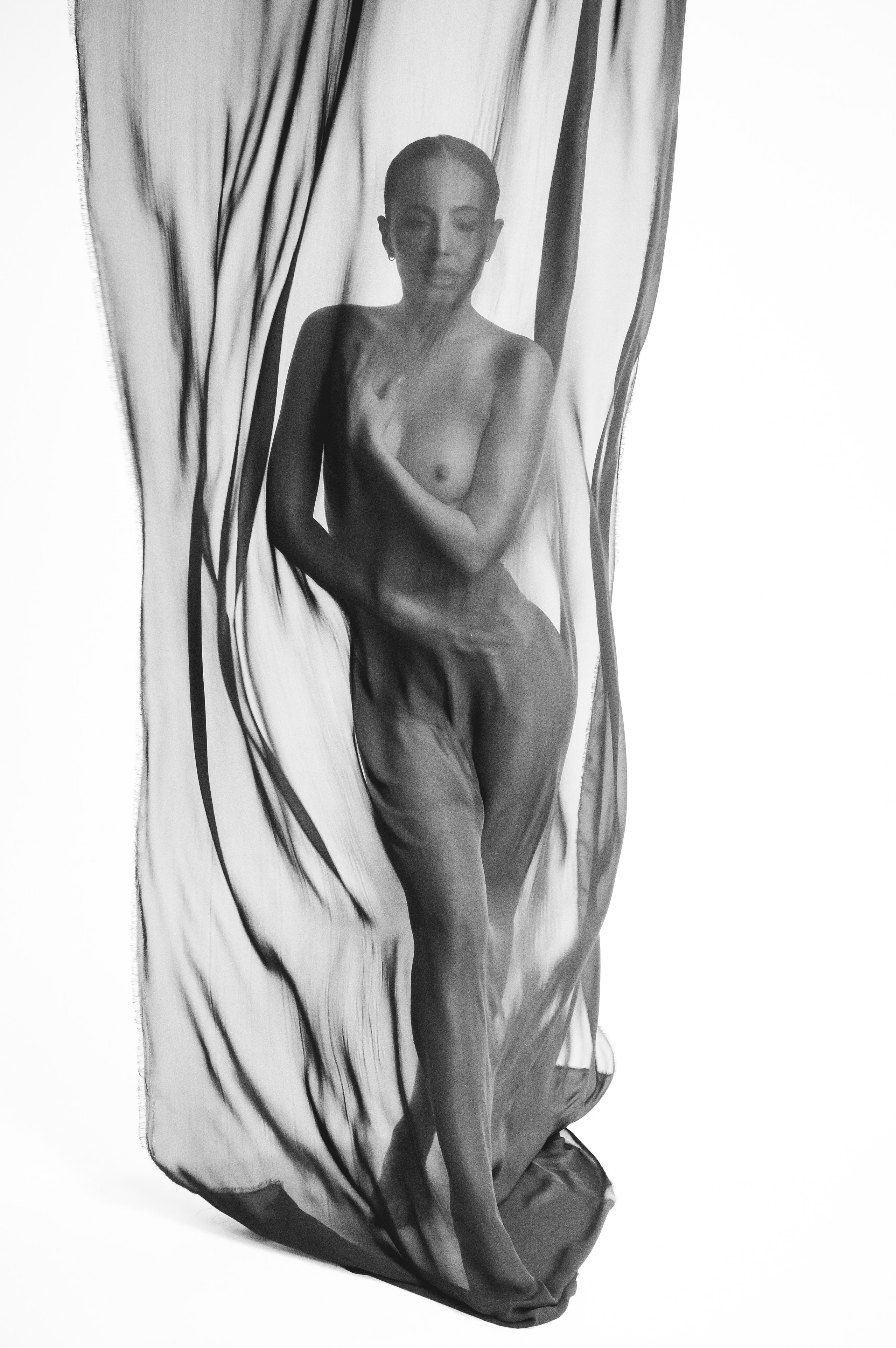 «Парящая ткань». Фотограф