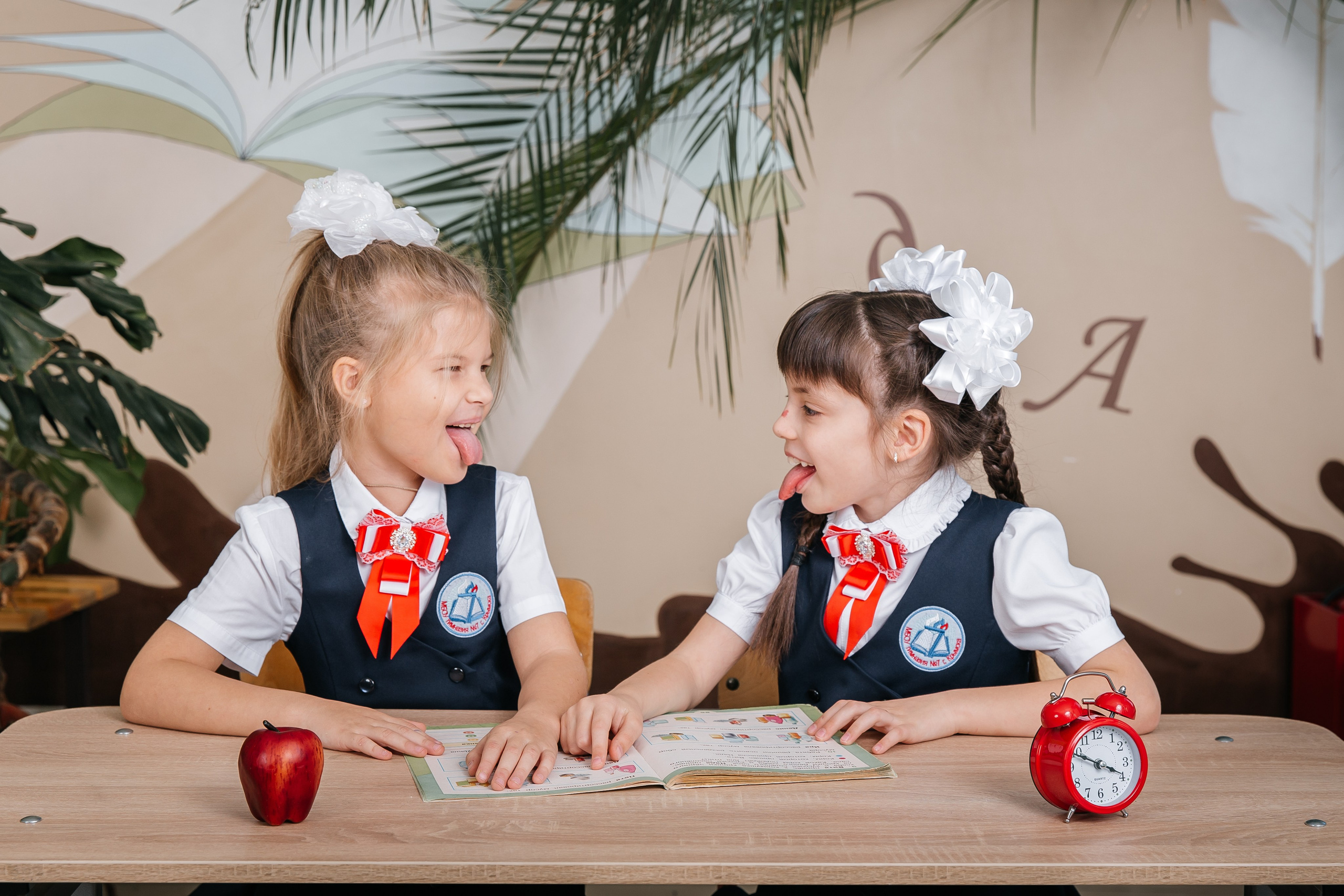 Фотосессия в начальной школе Крымск. Фотограф Любава Колесник. Выпускные альбомы в Крымском районе