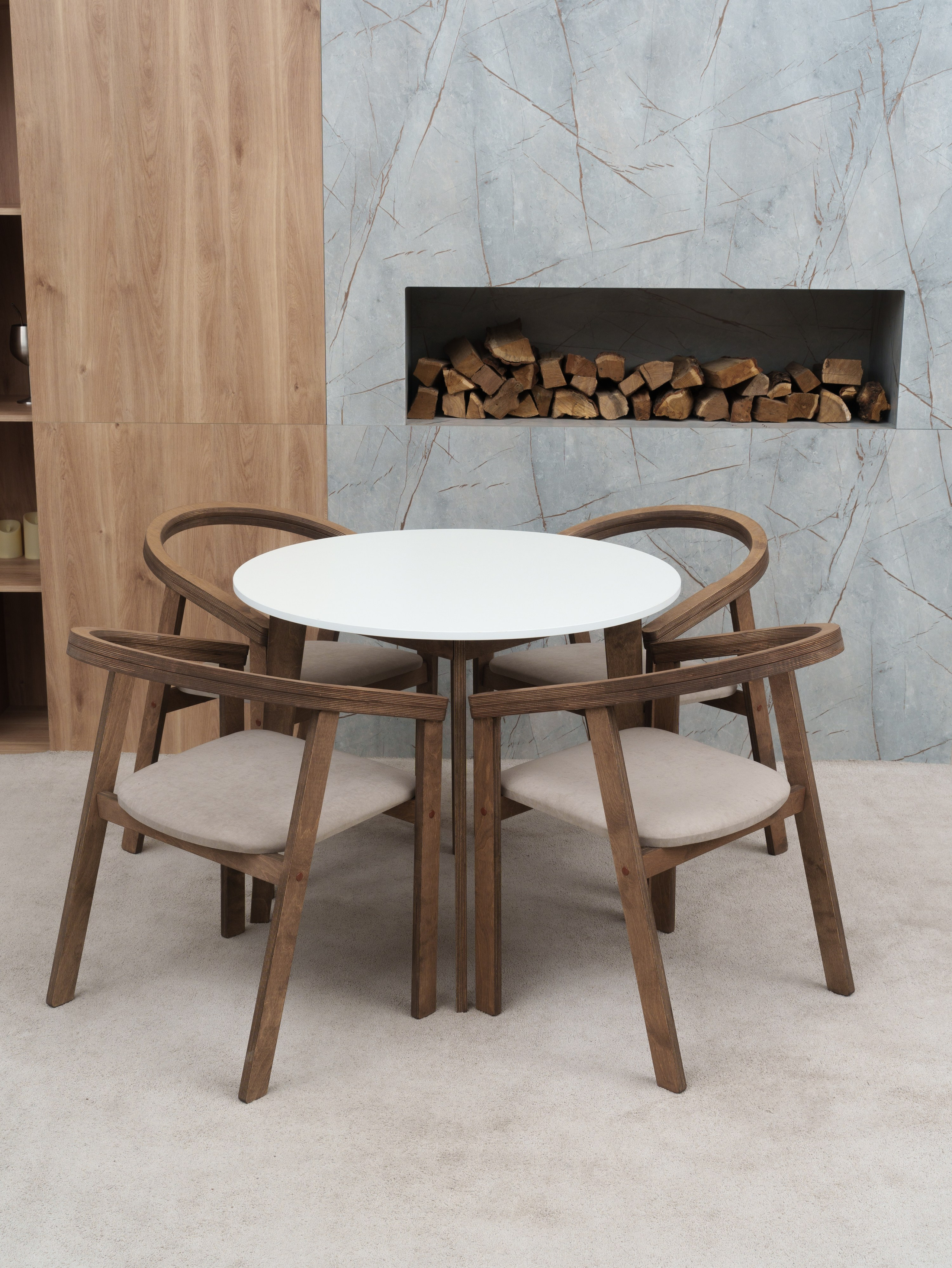 Столы и стулья для маркетплейсов. Иван Упоров — фотограф, рилсмейкер чебоксары