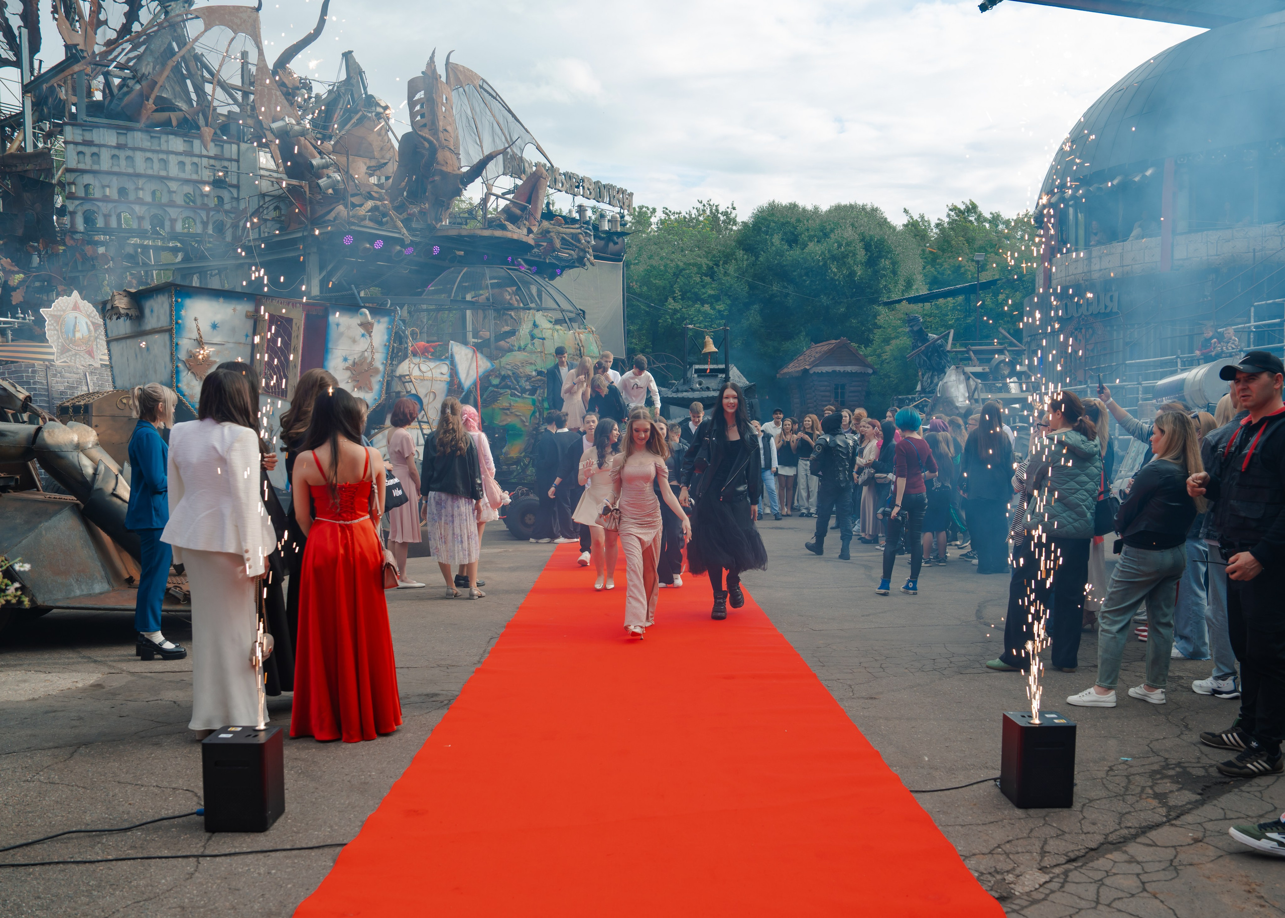 Выпускной Байк Центр «Ночные волки» 11 класс. Крамер Юлиана детский и семейный фотограф