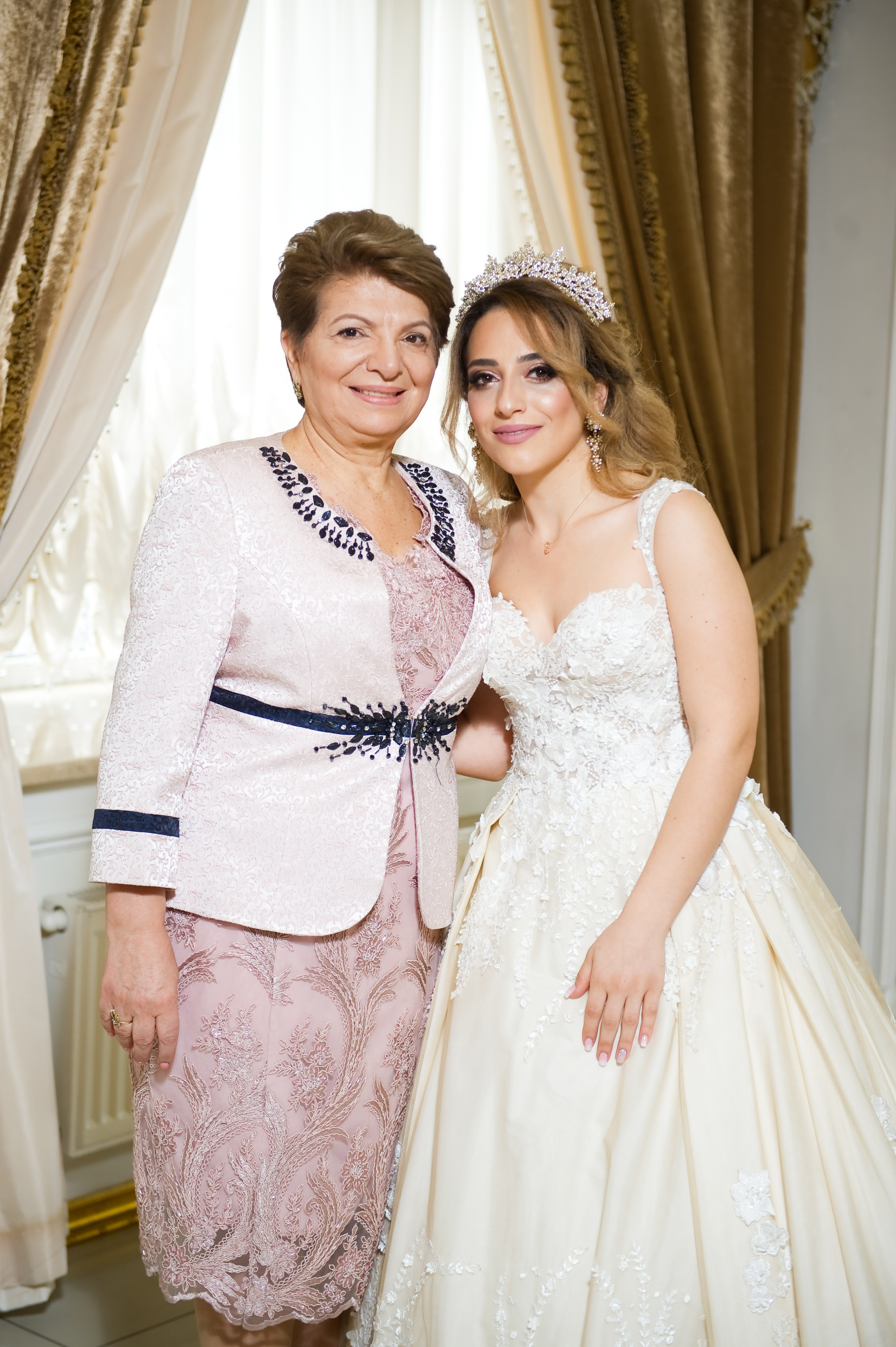 Свадьба Ашота и Ларисы. Репортажный фотограф и видеограф Слава Думчев. Тимбилдинги, отчетники, корпоративы