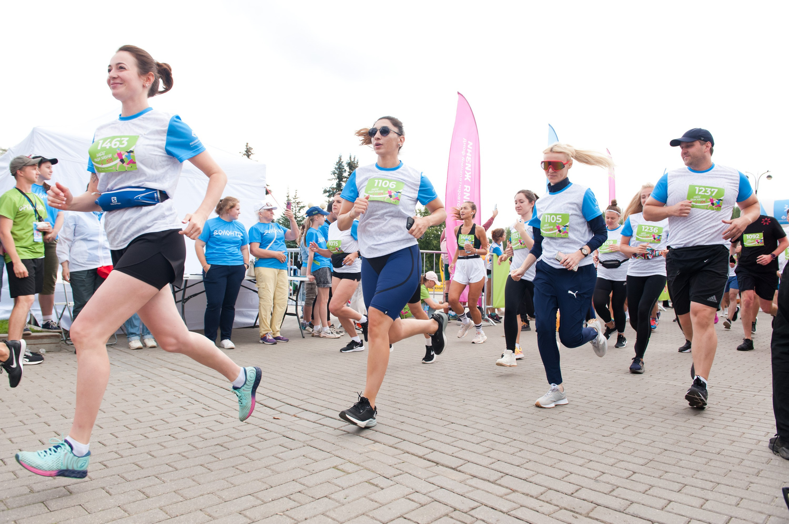 Корпоративное. Забег X5 Retail Group. Репортажный фотограф и видеограф Слава Думчев. Тимбилдинги, отчетники, корпоративы