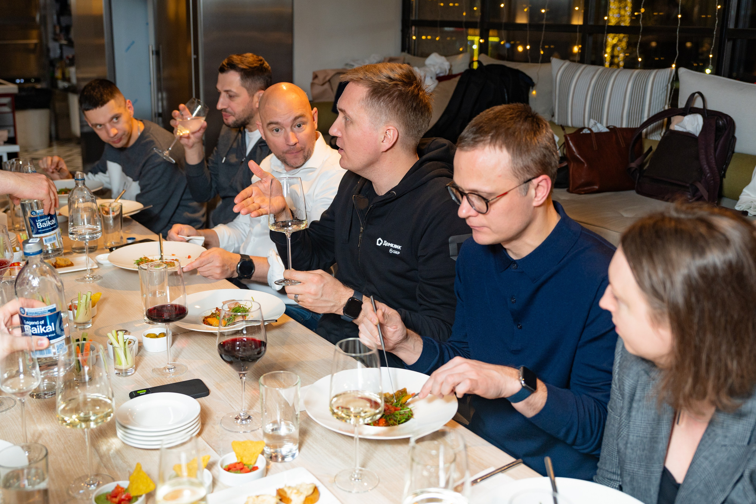 NOVIKOV SCHOOL — Умами зал. Фотограф Никита Комаров