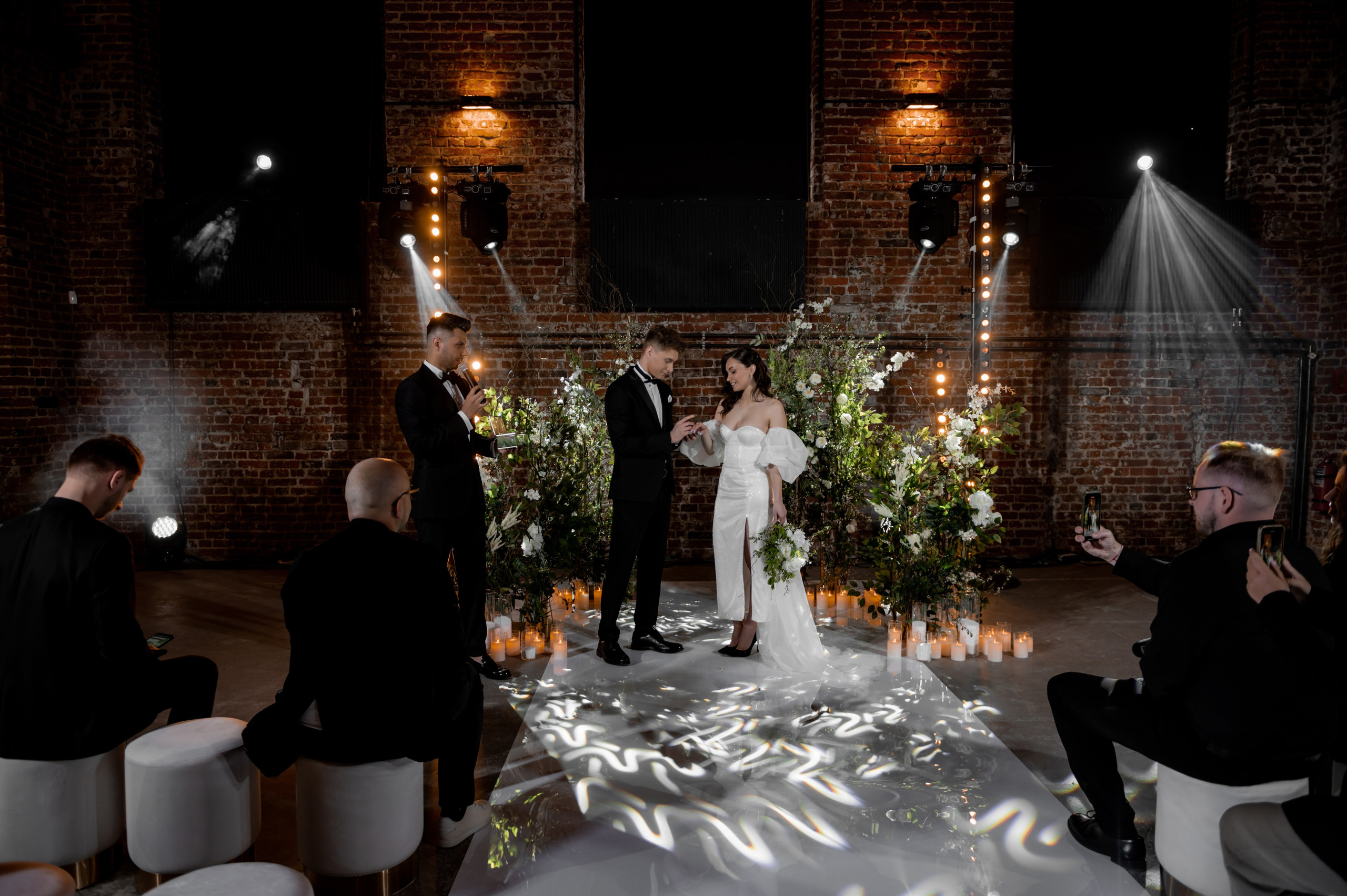 D & M. Свадебный и семейный фотограф в Москве и Европе Евгения Амелина