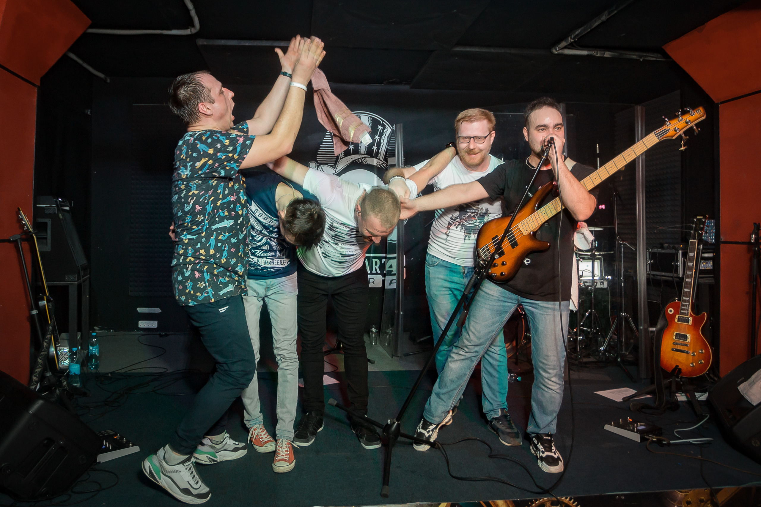 ЕэЛэФ в Moriarty bar. Фотографиня Мария Дикова