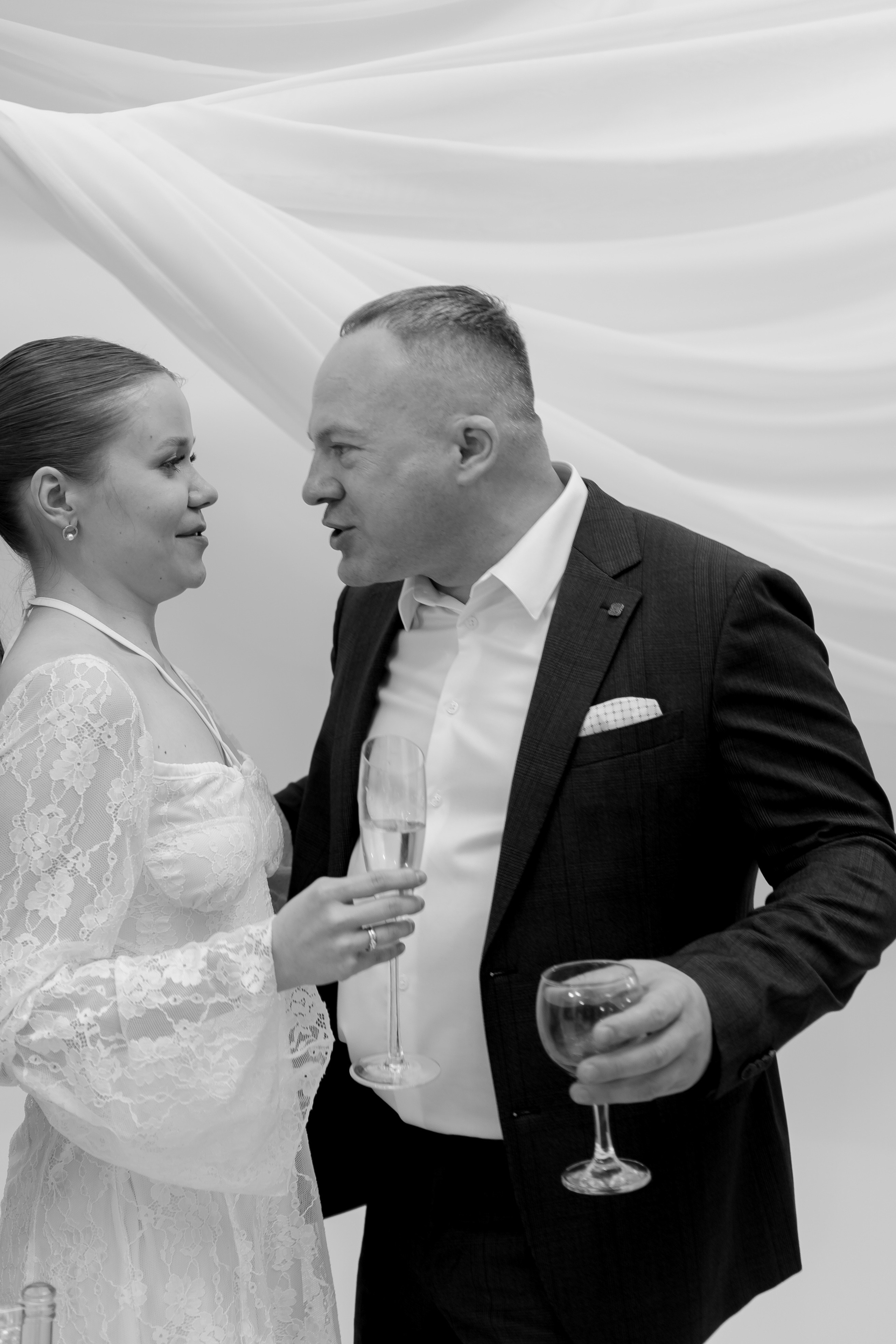 СВАДЕБНАЯ СЬЕМКА СБОРОВ В ОТЕЛЕ И ВЫЕЗД НА ЦЕРЕМОНИЮ (СНЯТО В СИБИРЕ В НИЖНЕВАРТОВСКЕ). Профессиональный фотограф, Санкт-Петербург — Виктория Богомолова