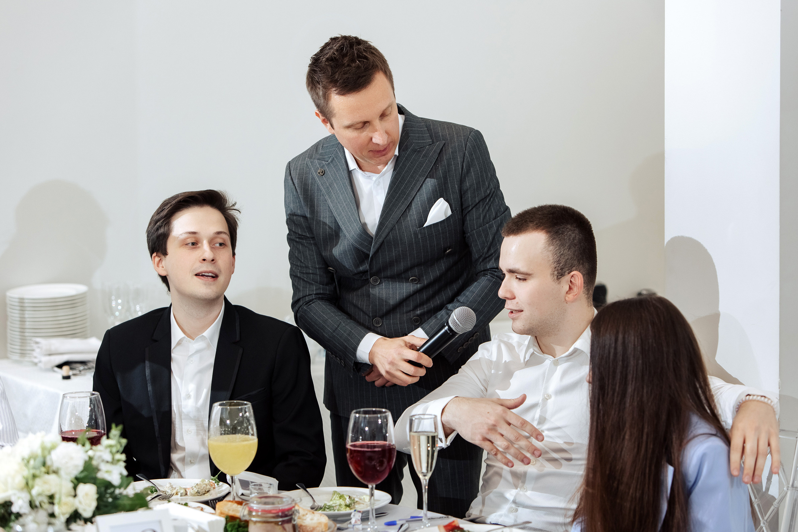 Костя и Ксюша. Ведущий на свадьбу в Москве Зубков Алексей